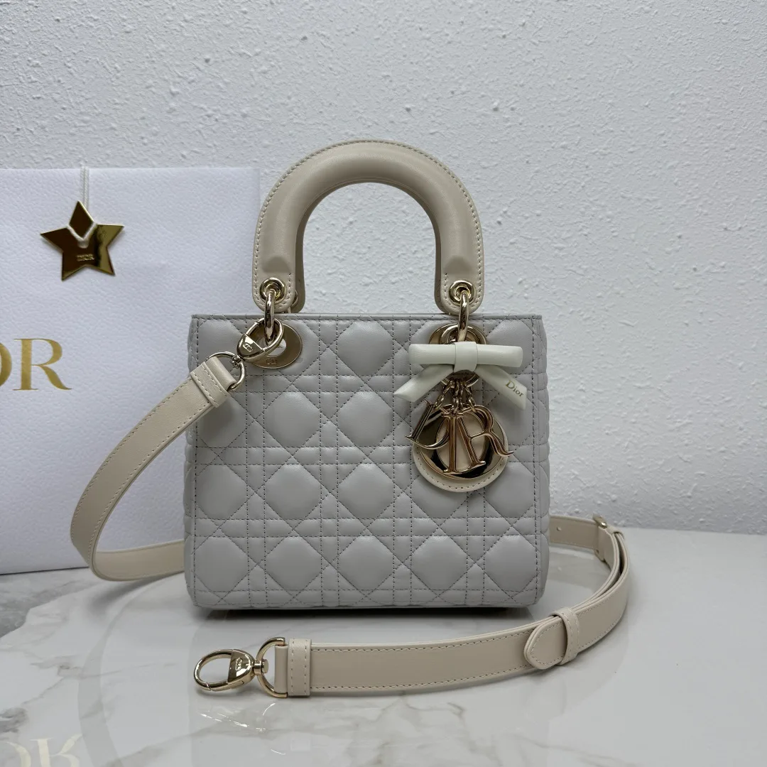 Women's Classic Handbags CHRISTIAN DIOR 17601417