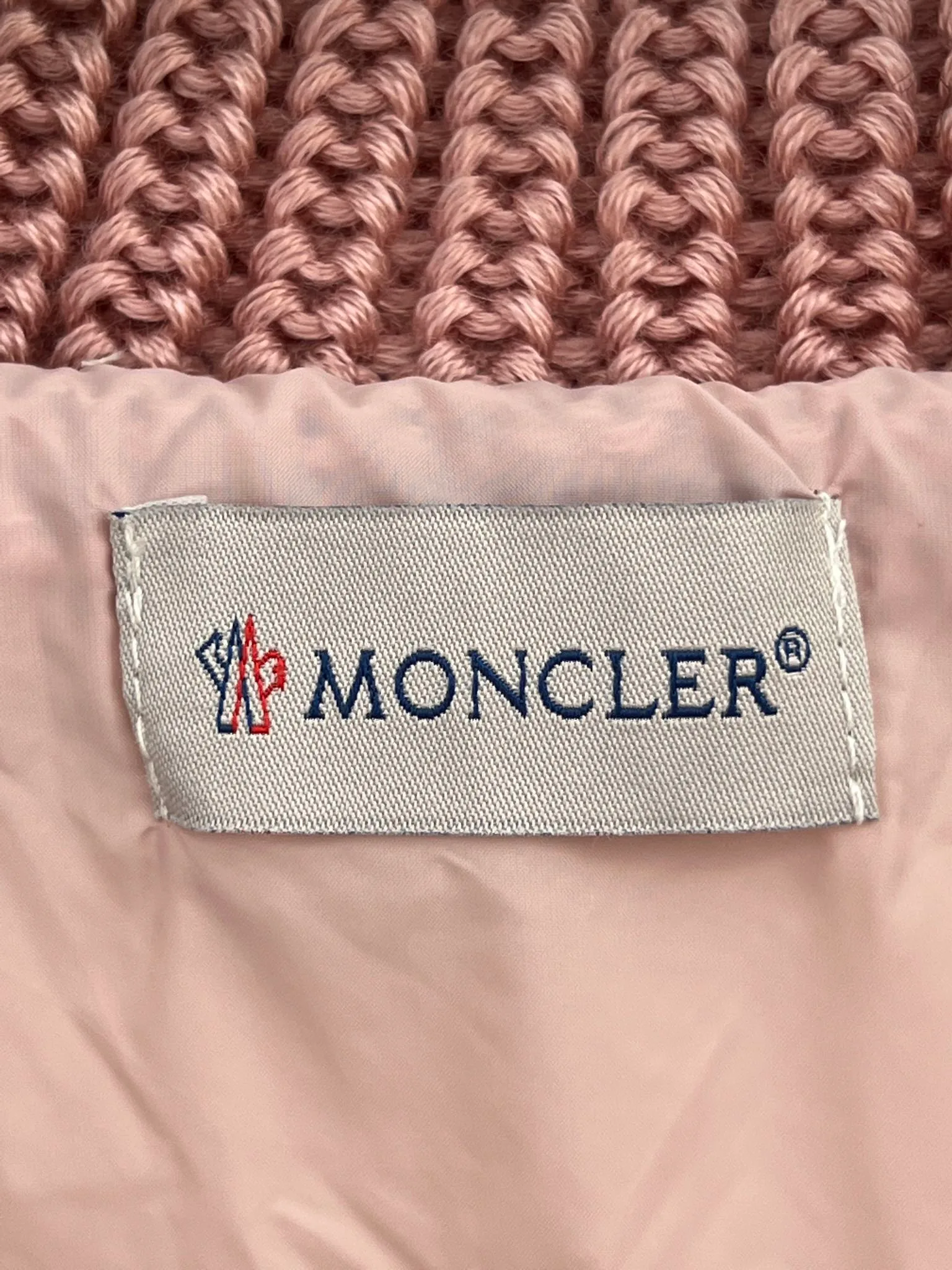 Women's Jackets And Down Jackets MONCLER 18416245
