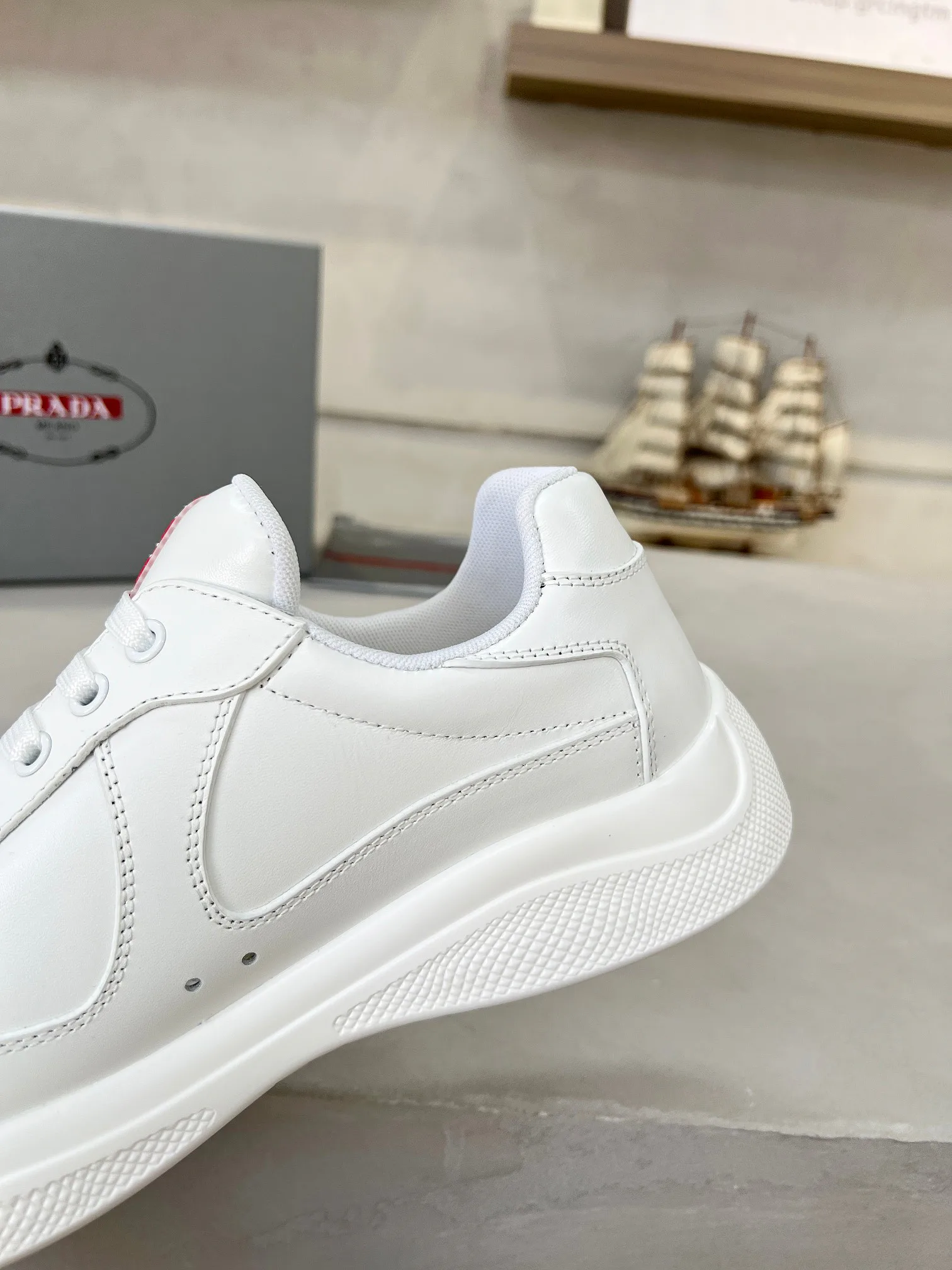 Women's Sneakers PRADA 17704052