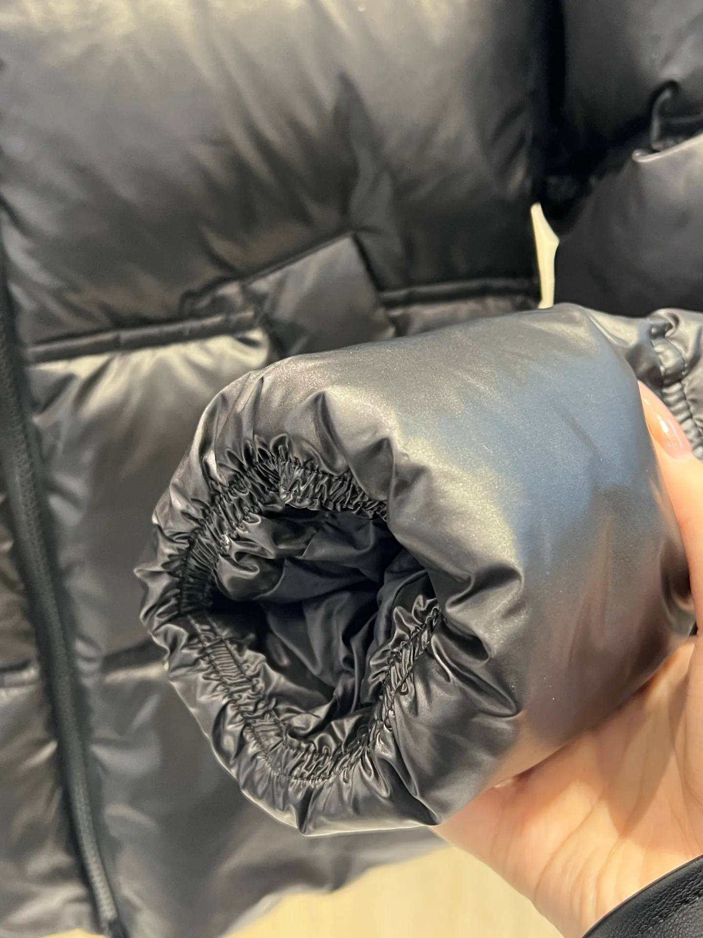 Men's Jackets And Down Jackets MONCLER 18330411
