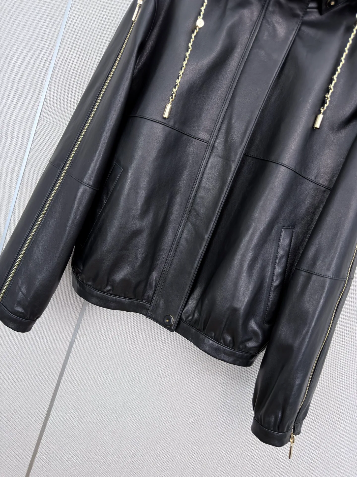 Women's Leather Jackets And Sheepskin Coats CHANEL 18138617