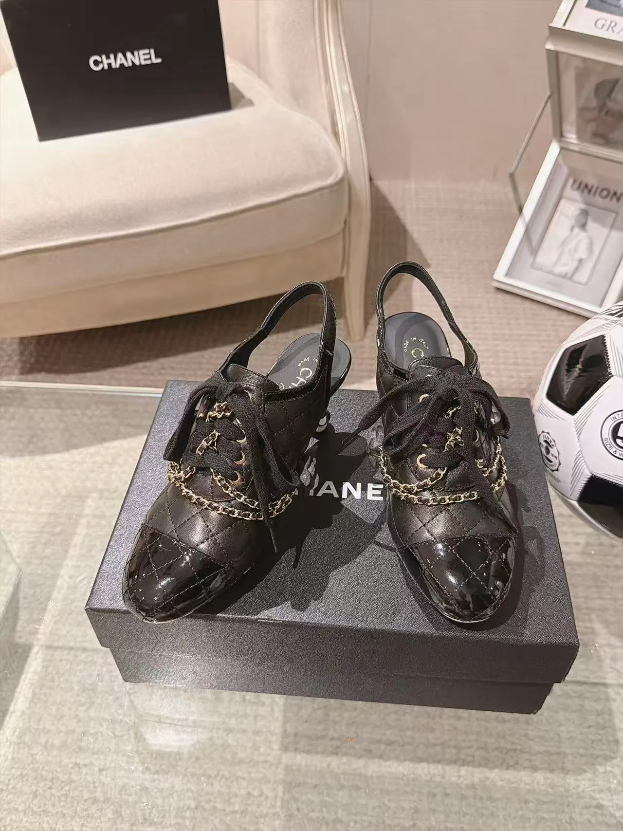 Women's Heels CHANEL 18362184