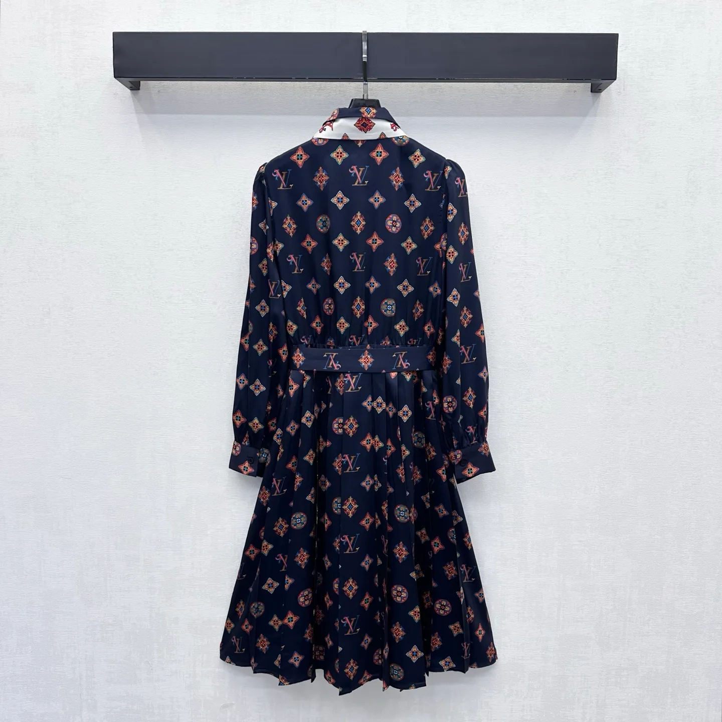 Women's Dresses LOUIS VUITTON 18023003