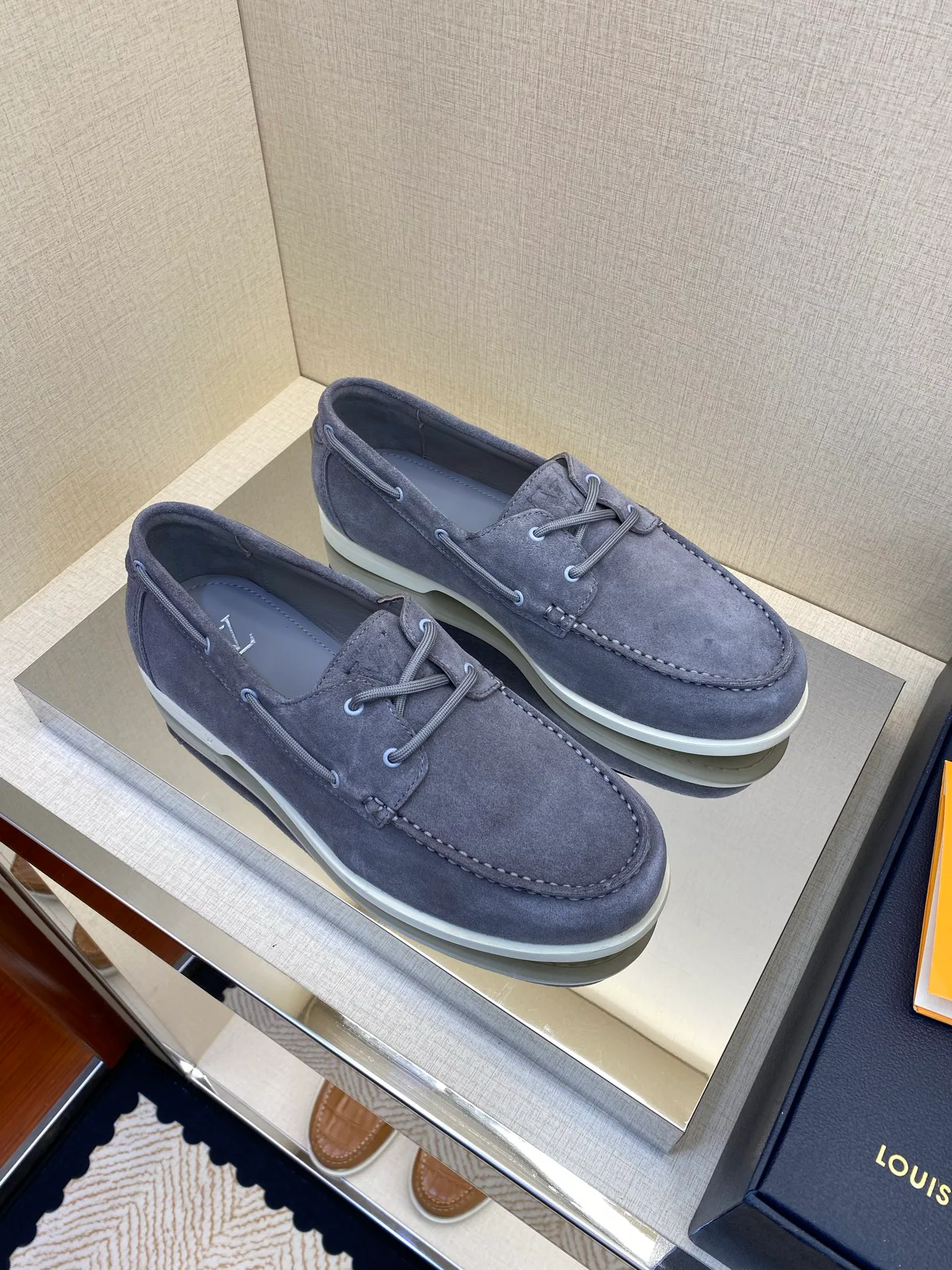 Лоферы И Туфли Мужские Louis Vuitton 18586329