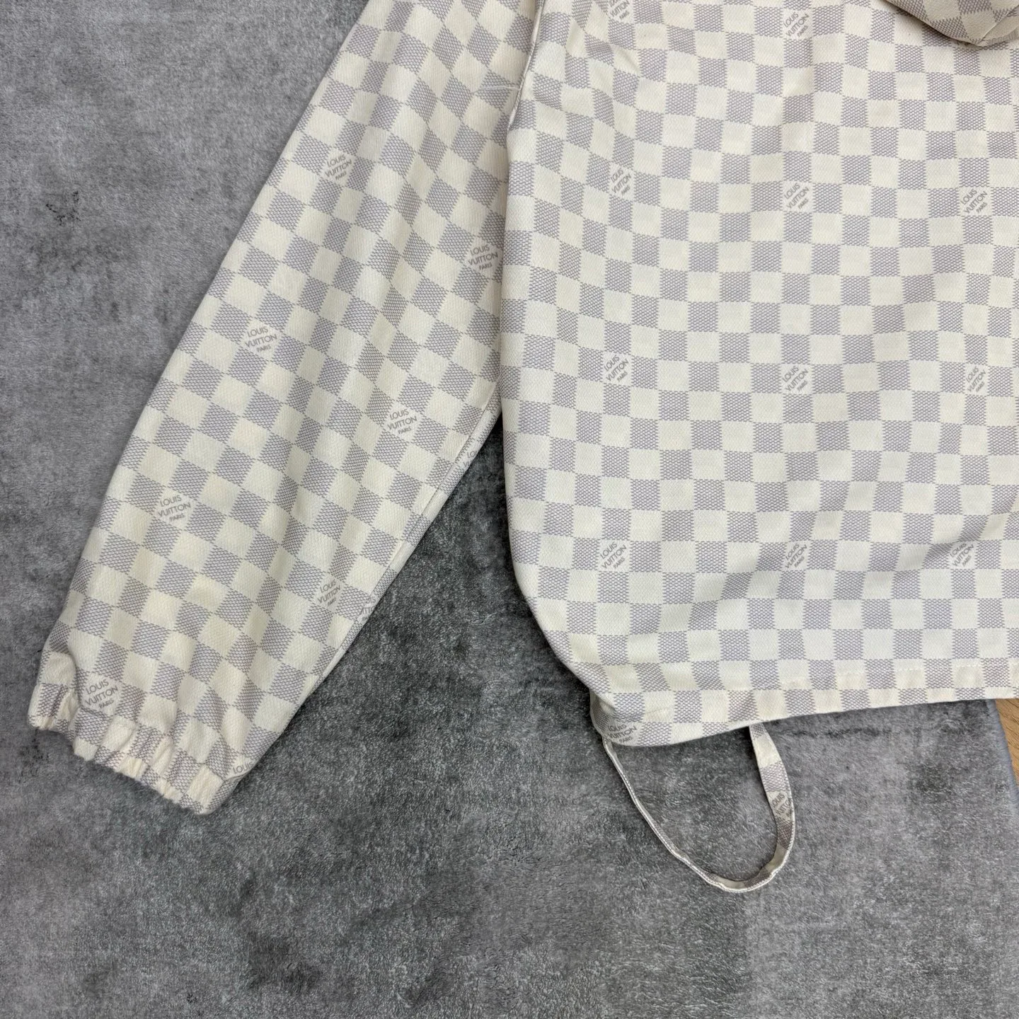 Women's Jackets And Down Jackets LOUIS VUITTON 18348265