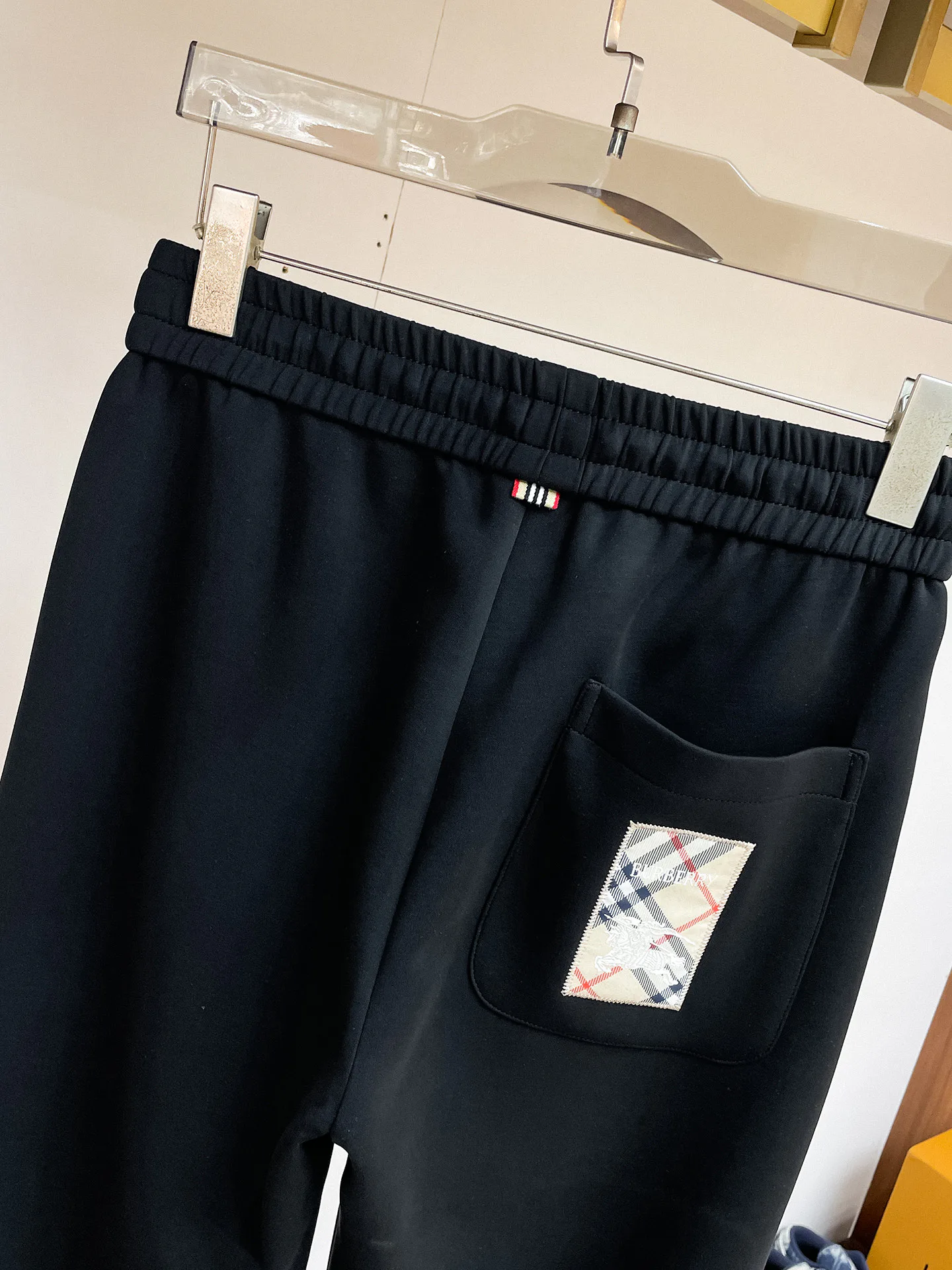 Men's Trousers BURBERRY 18499581