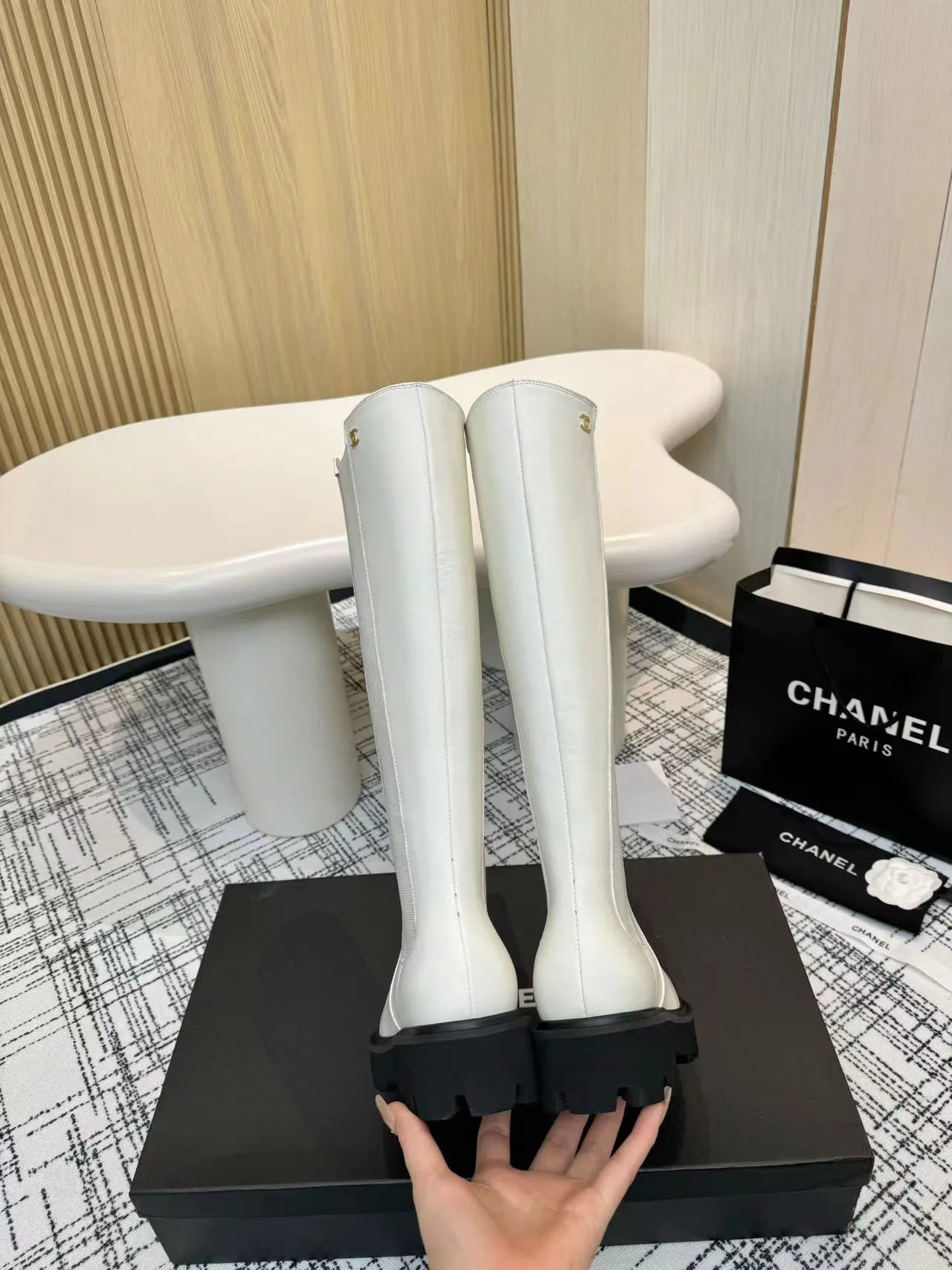 Сапоги Женские Chanel 18616632