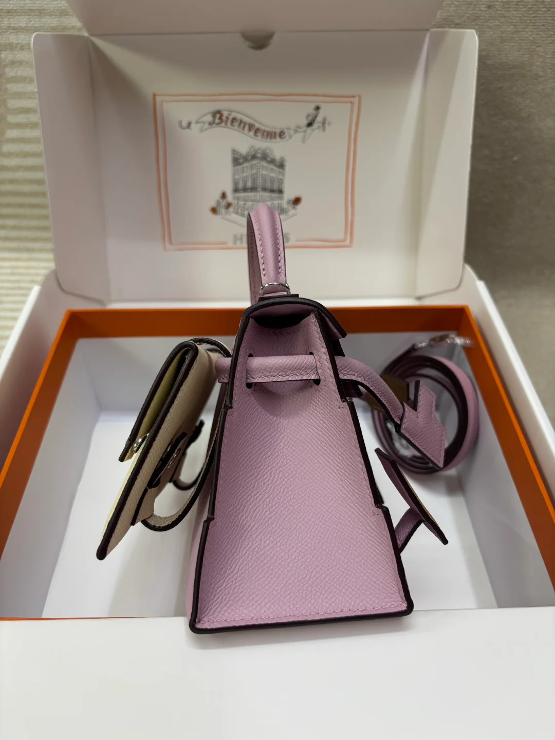 Women's Classic Handbags HERMES 18203124