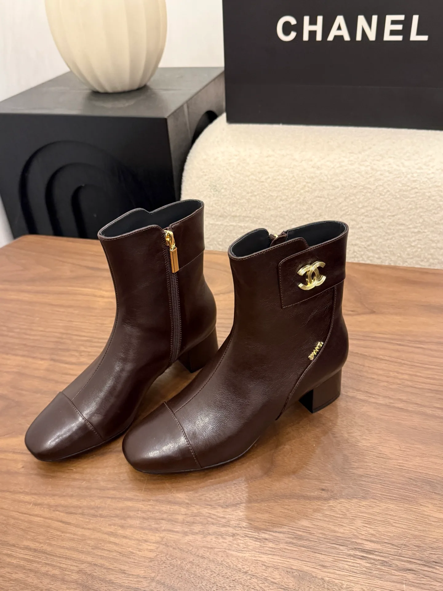 Women's Booties CHANEL 18323349