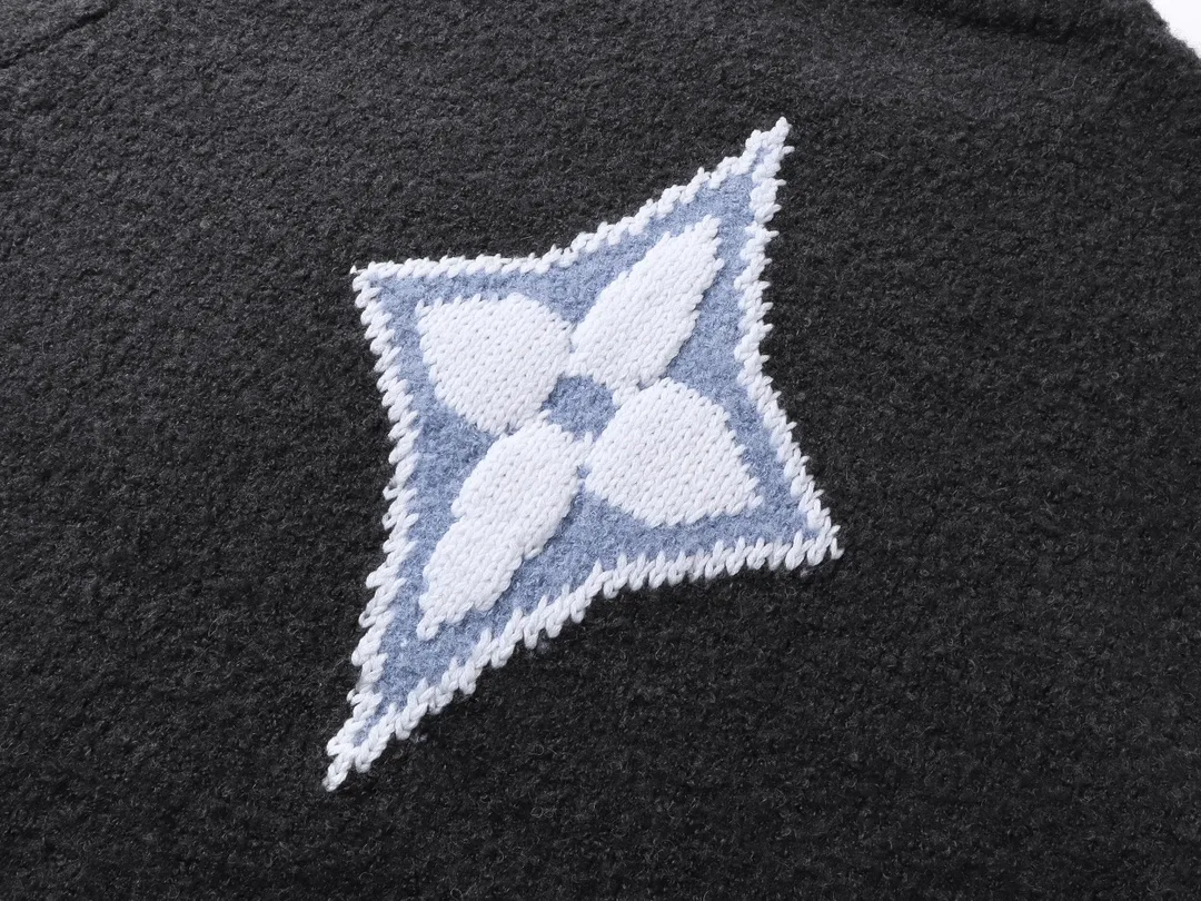 Men's Jumpers And Sweaters LOUIS VUITTON 18291323