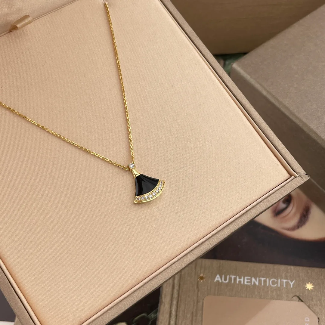 Jewelry BVLGARI 17777391