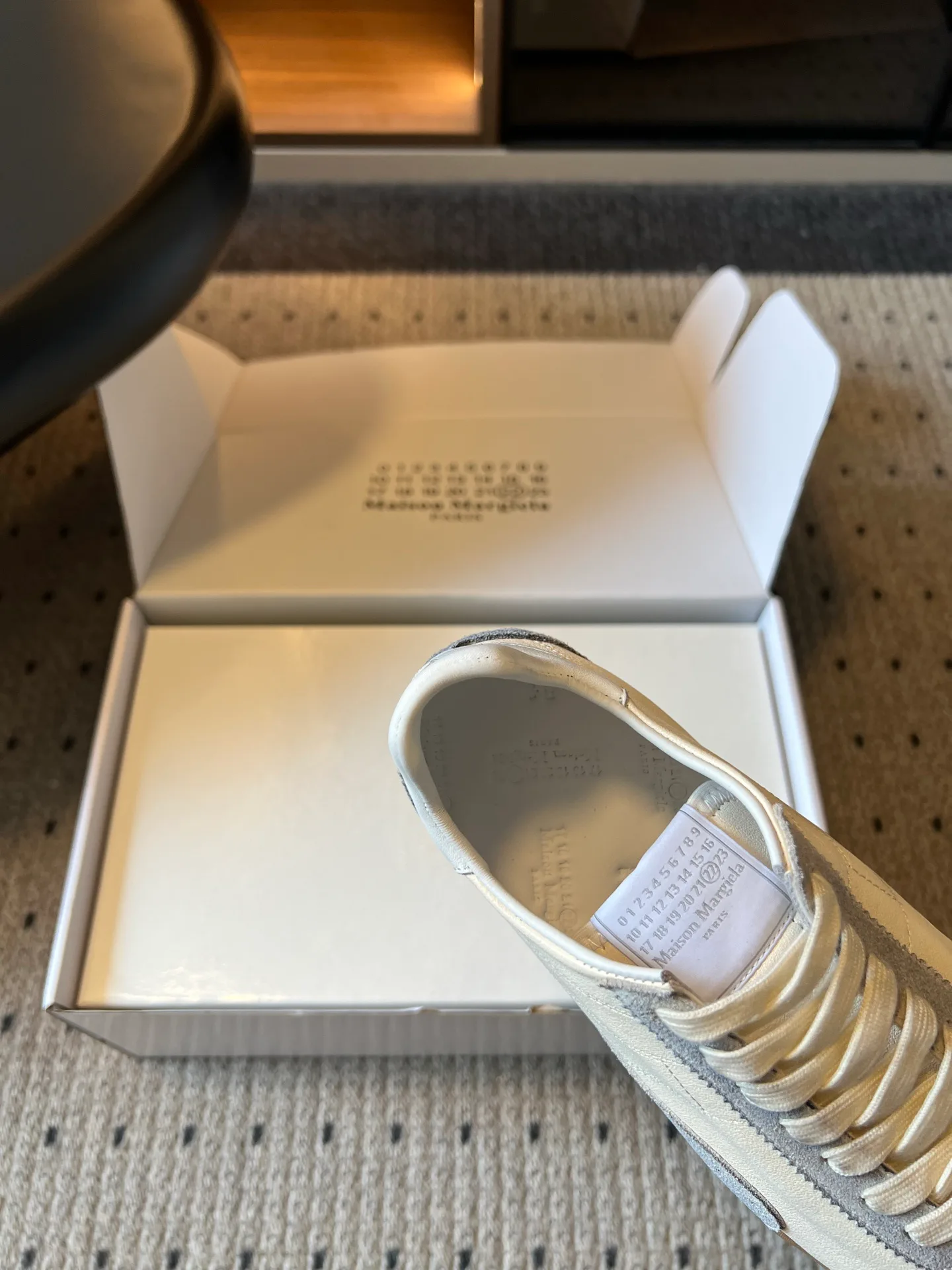Women's Sneakers MAISON MARGIELA 17523634
