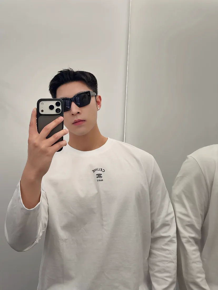 Men's T-Shirts CELINE 17361728