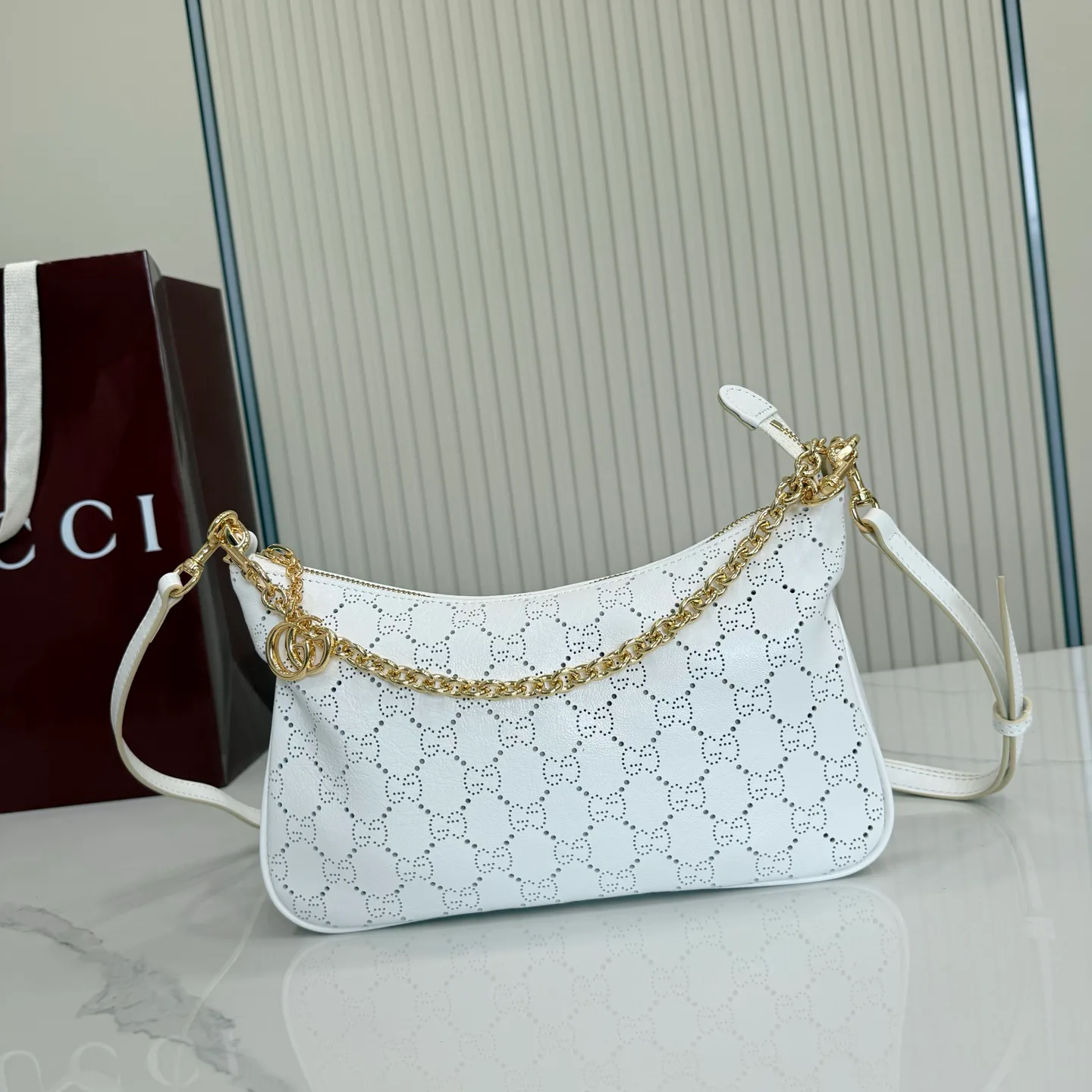 Women's Classic Handbags GUCCI 17872501