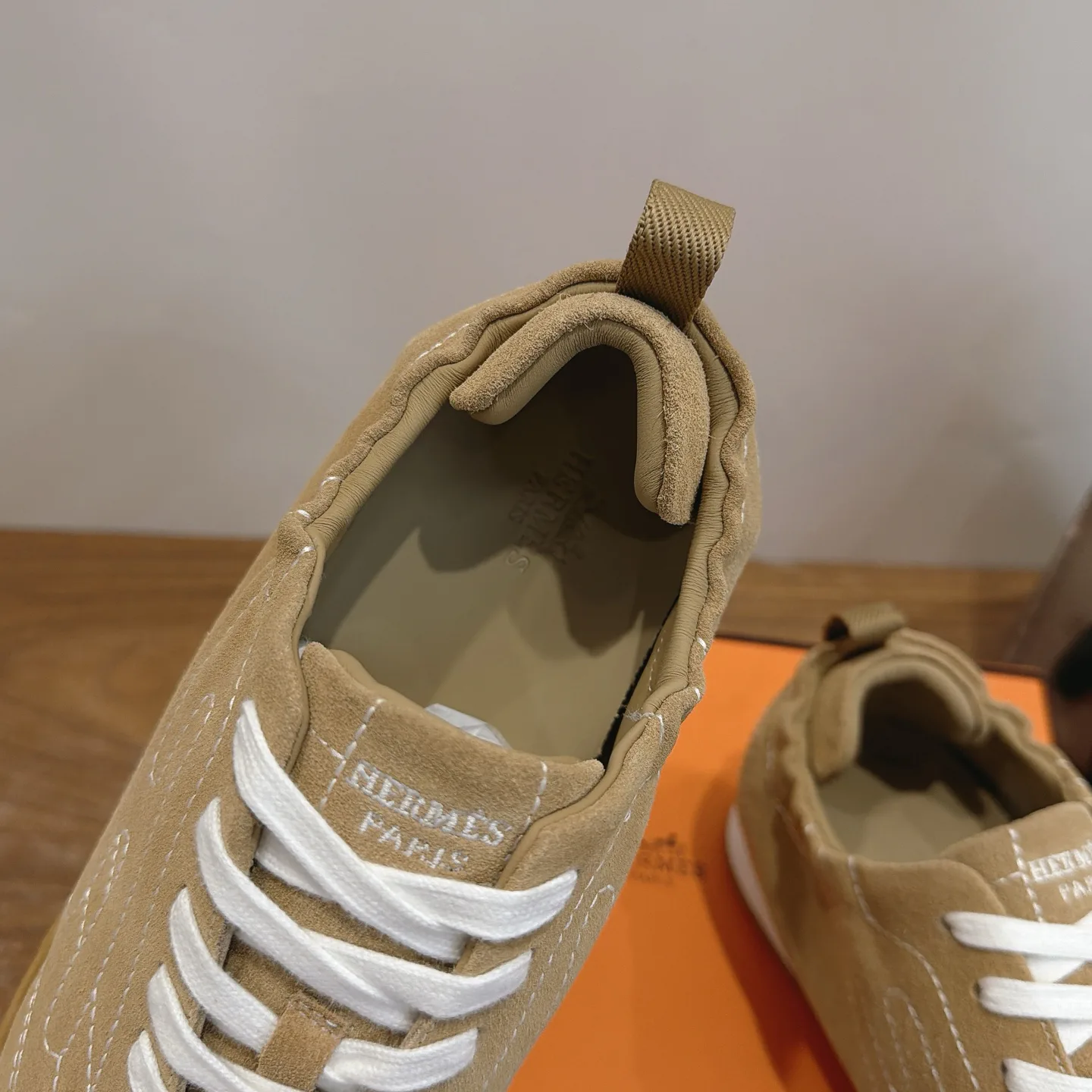 Women's Sneakers HERMES 18230836