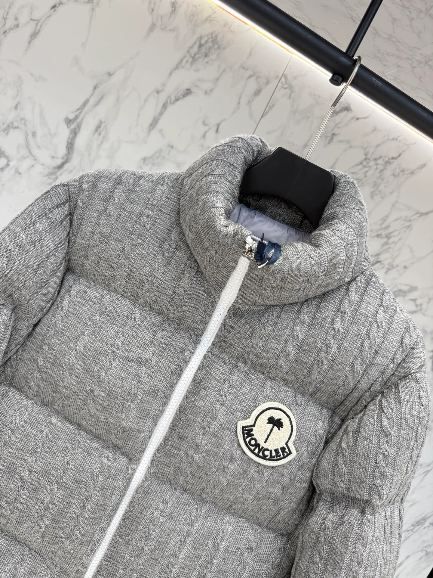 Men's Jackets And Down Jackets MONCLER 18188650