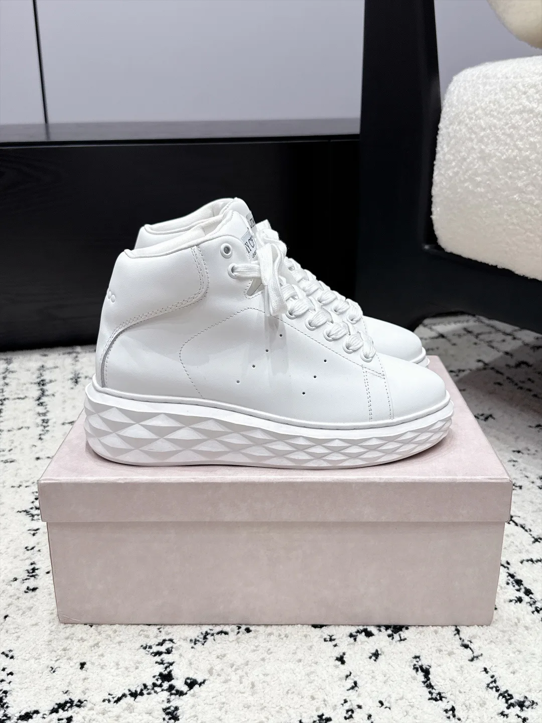 Women's Sneakers JIMMY CHOO 18125172
