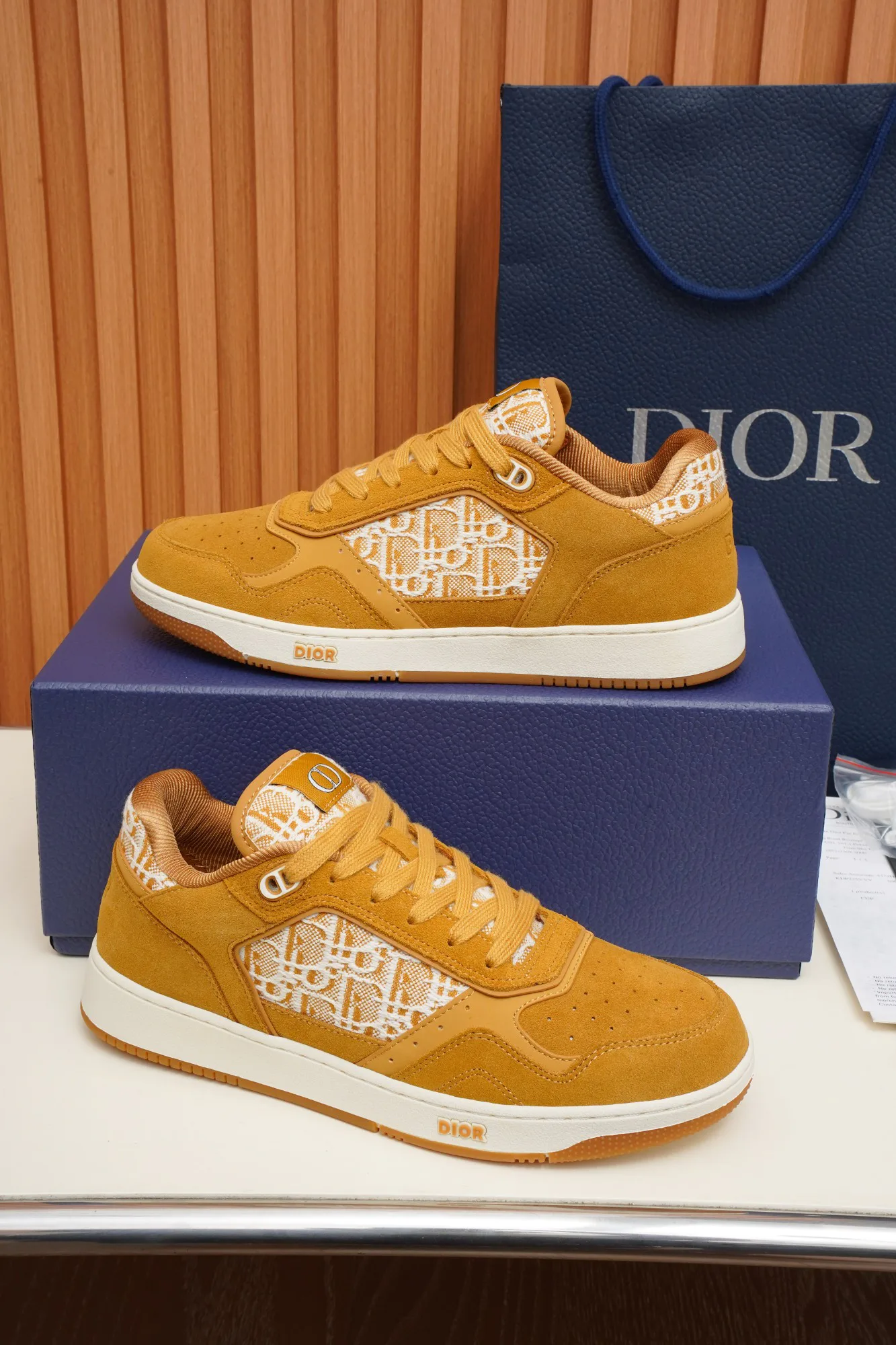 Women's Sneakers CHRISTIAN DIOR 17088367