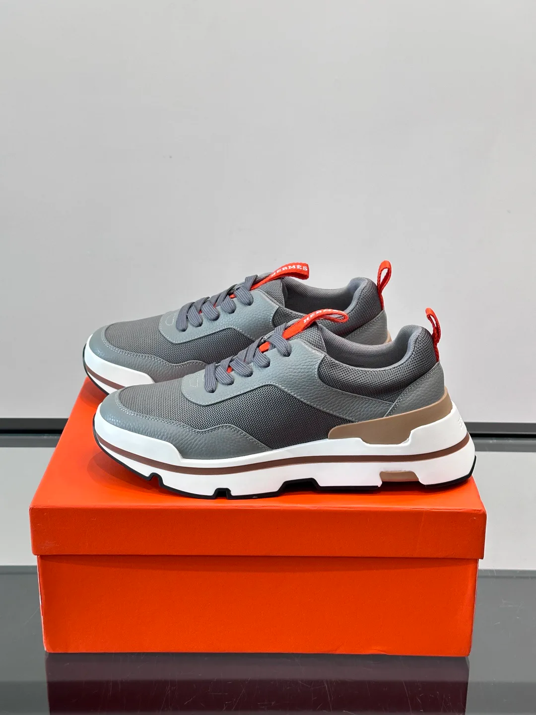 Men's Sneakers HERMES 17689306