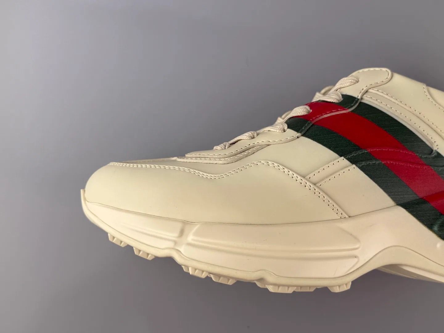 Women's Sneakers GUCCI 18552253
