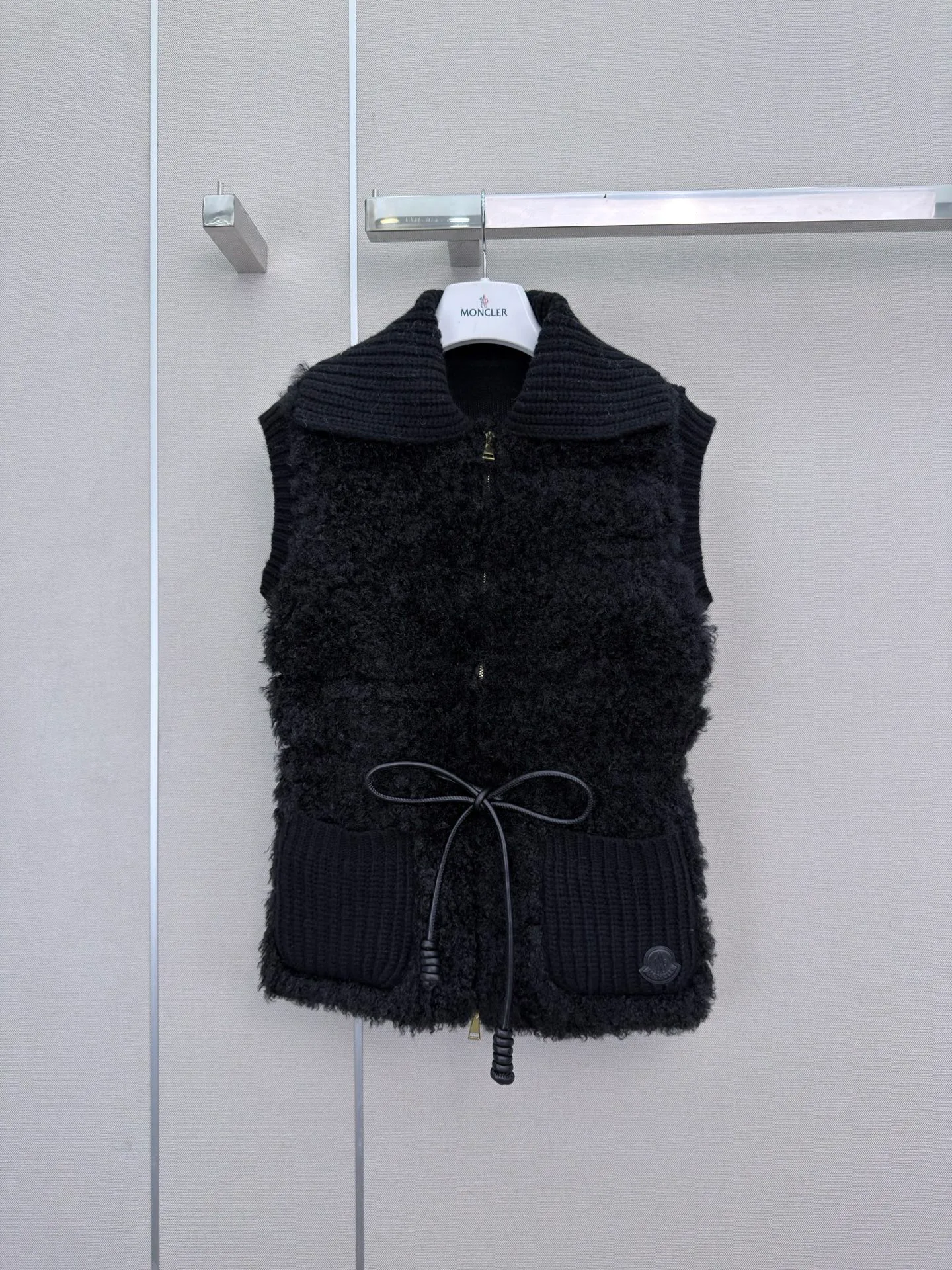 Women's Vests MONCLER 18108849