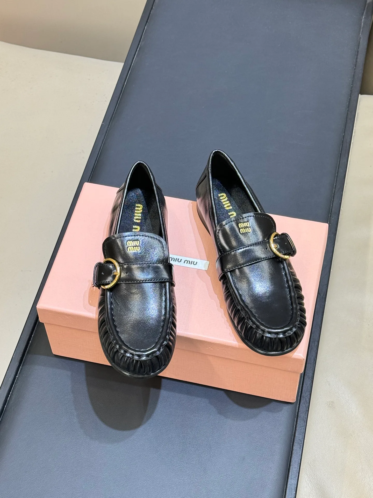Women's Loafers And Moccasins MIU MIU 18072907