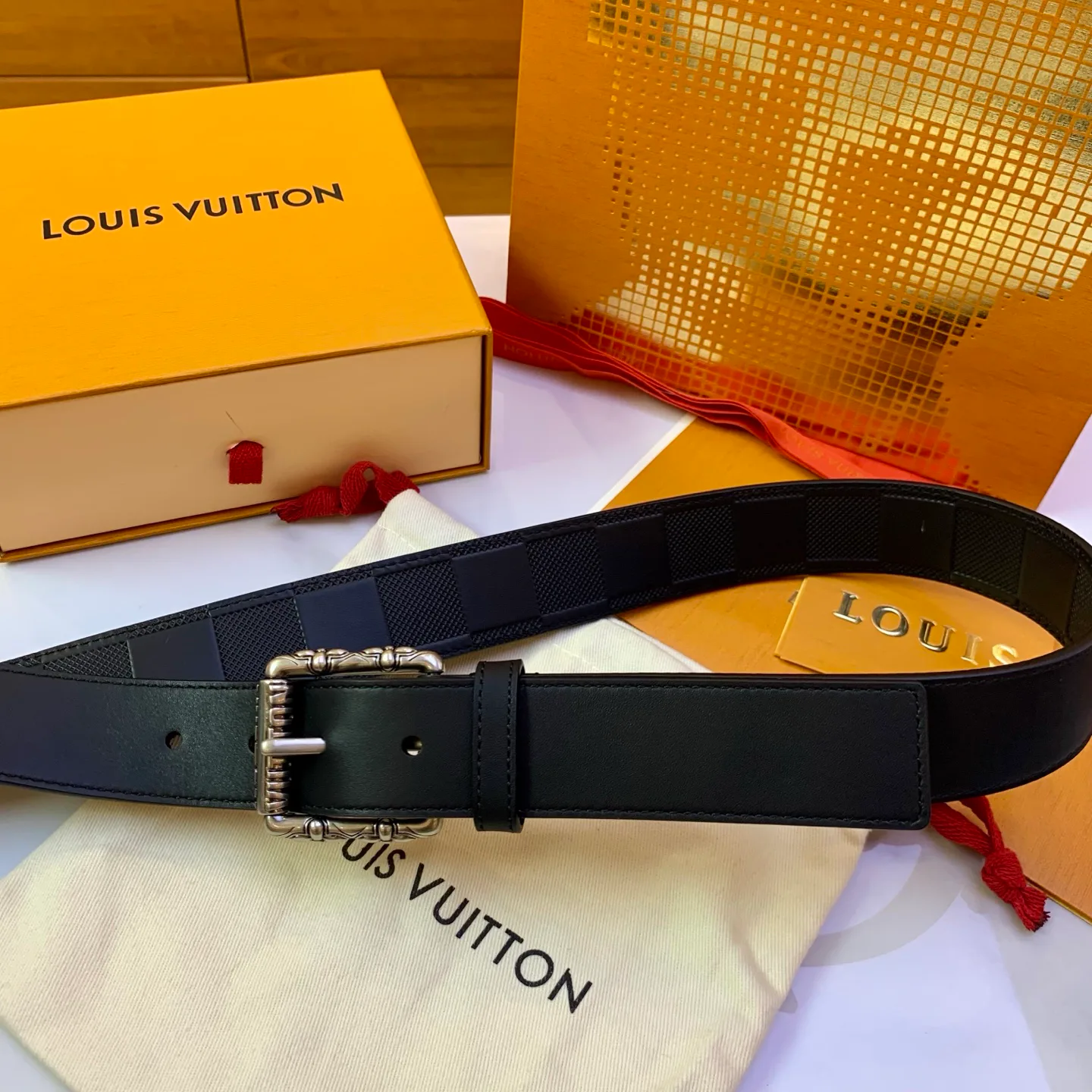 Belts LOUIS VUITTON 17638913
