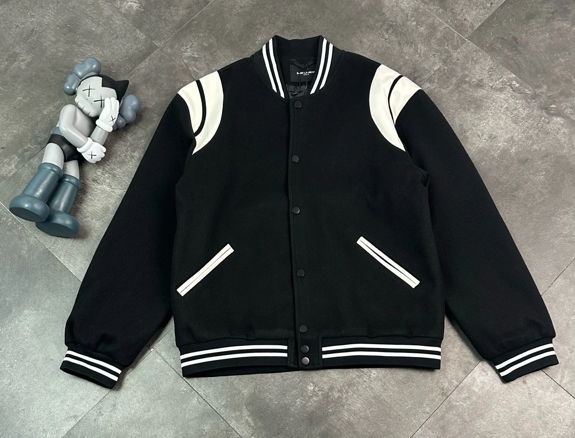 Women's Jackets And Down Jackets SAINT LAURENT 18130420