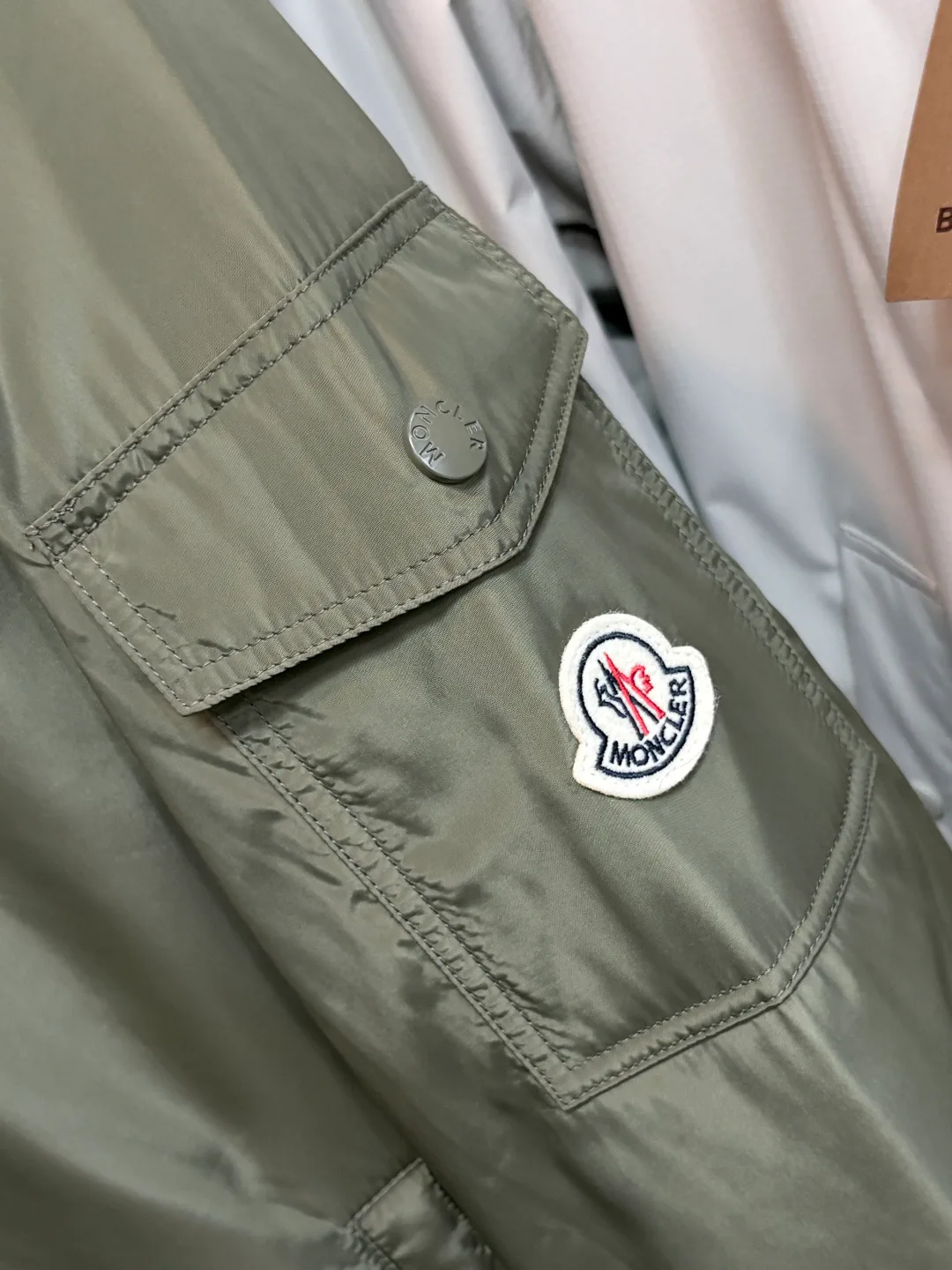 Women's Jackets And Down Jackets MONCLER 18157299