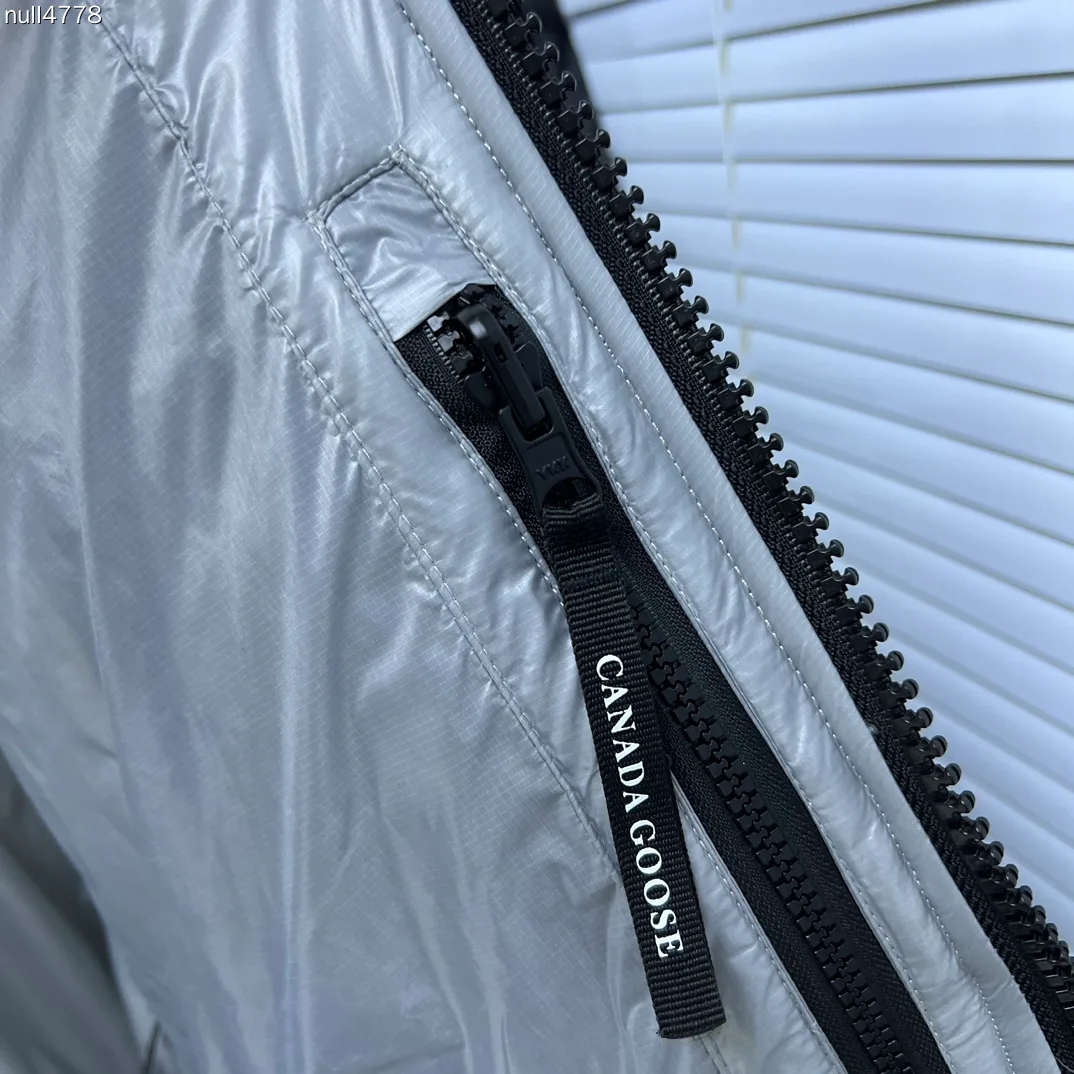 Women's Jackets And Down Jackets CANADA GOOSE 17880384