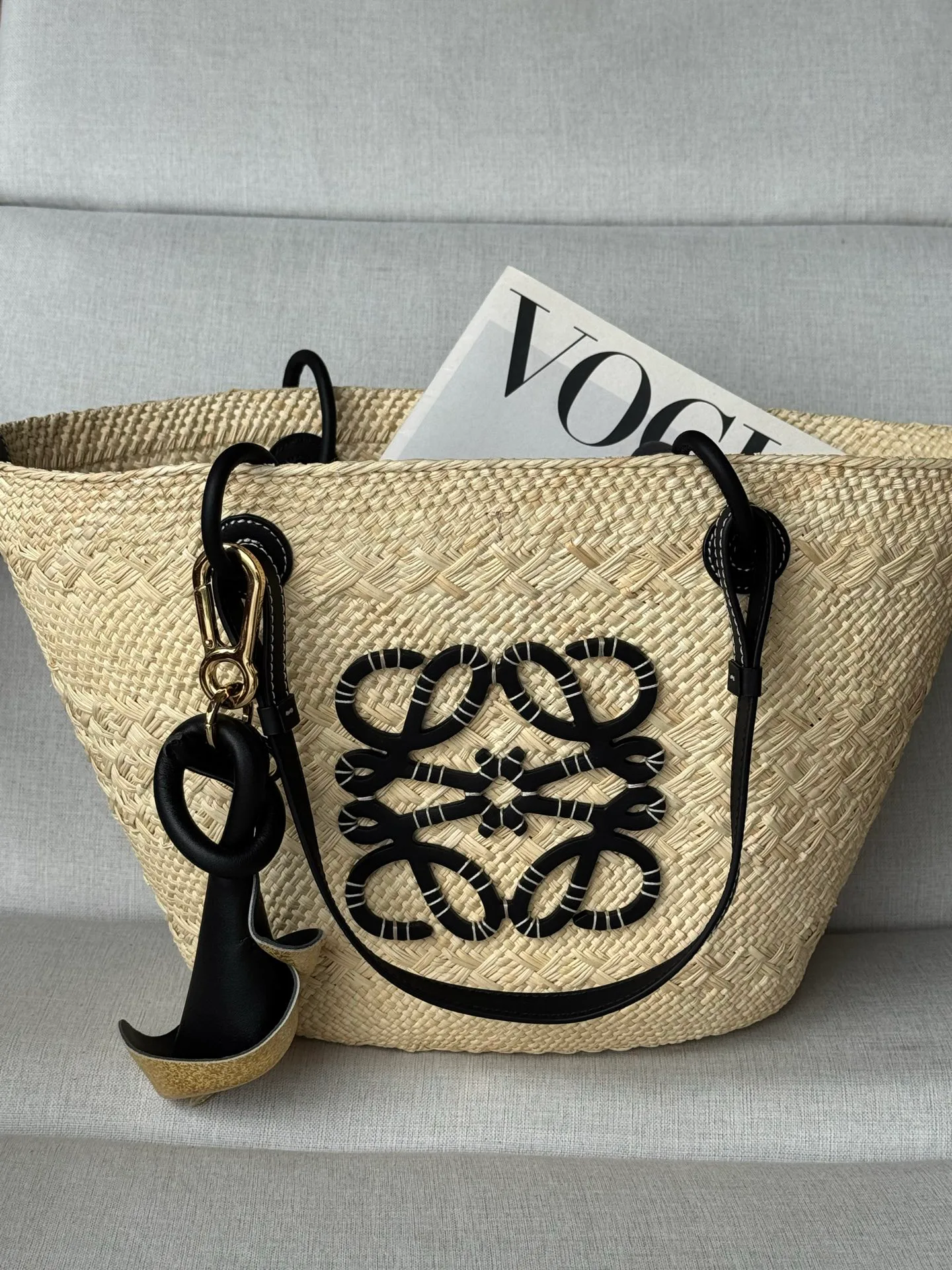 Women's Classic Handbags LOEWE 17679802