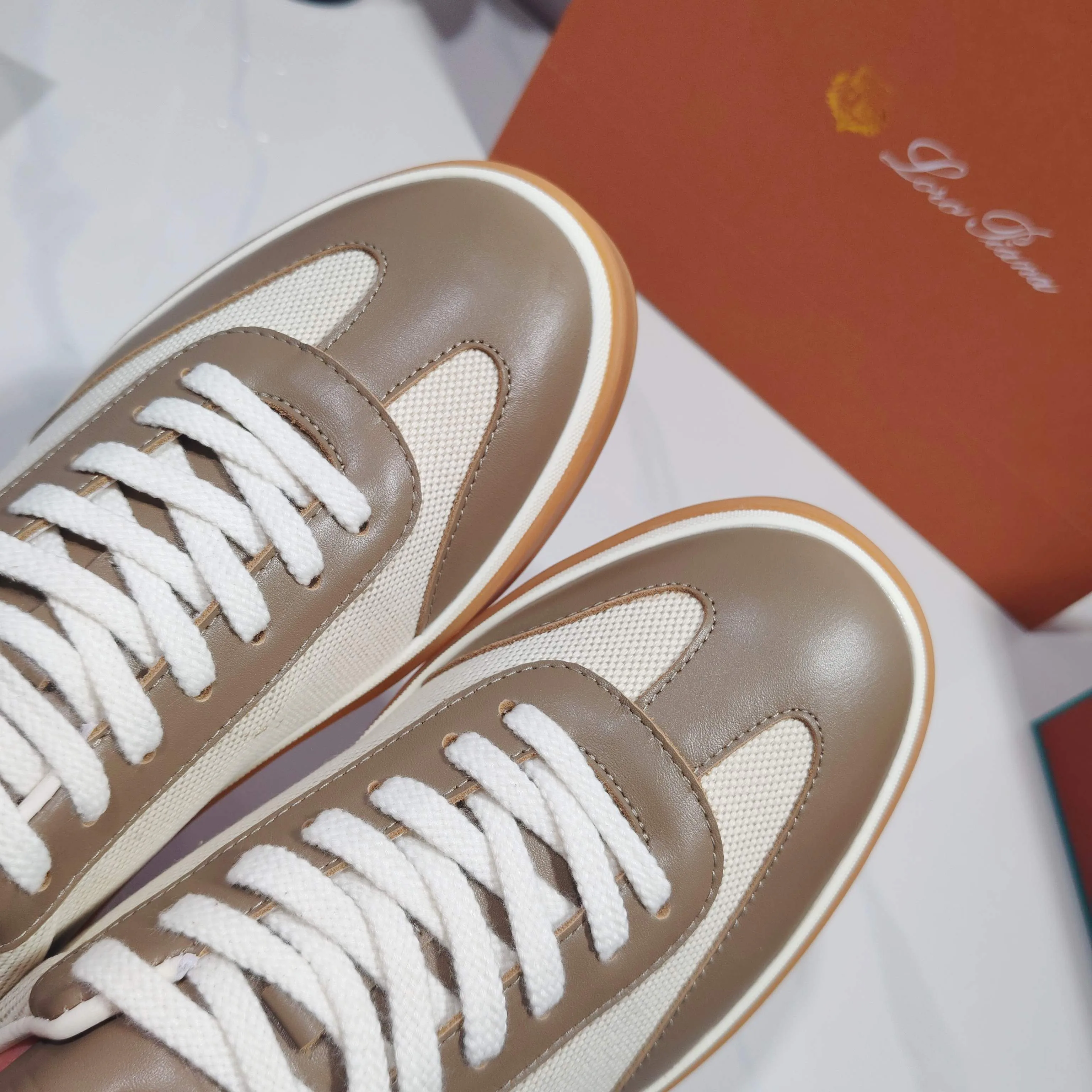 Women's Sneakers LORO PIANA 17961945