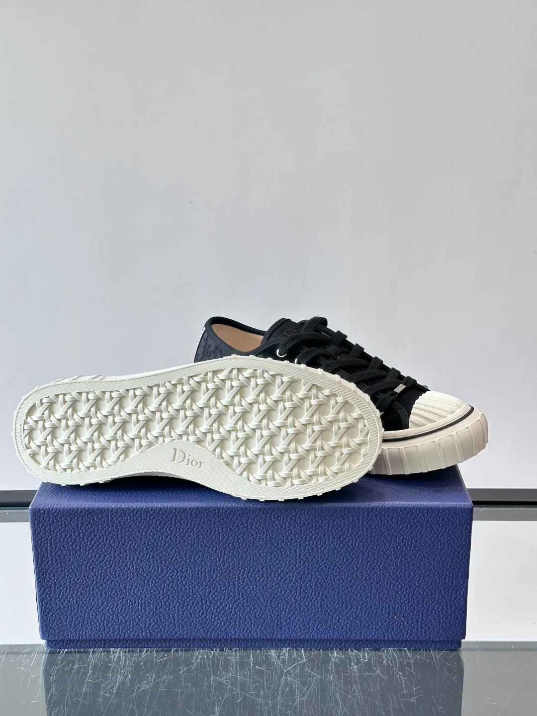 Women's Sneakers CHRISTIAN DIOR 18118751