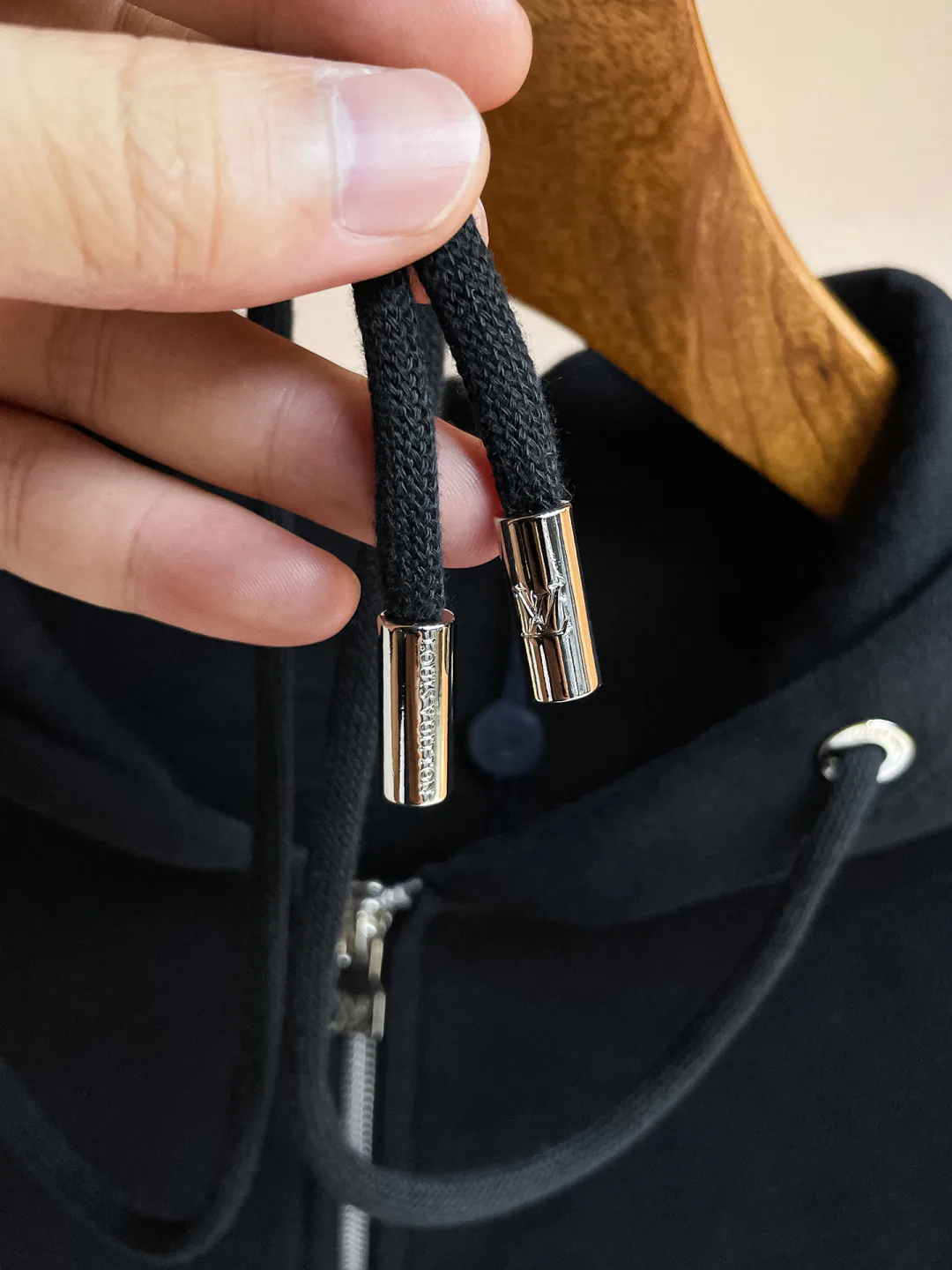 Men's Sweatshirts And Hoodies LOUIS VUITTON 18340424