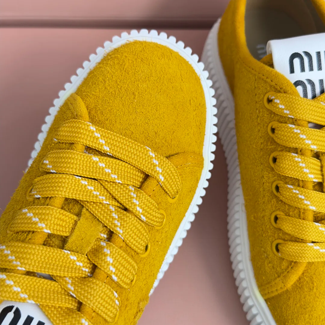 Women's Sneakers MIU MIU 17950574