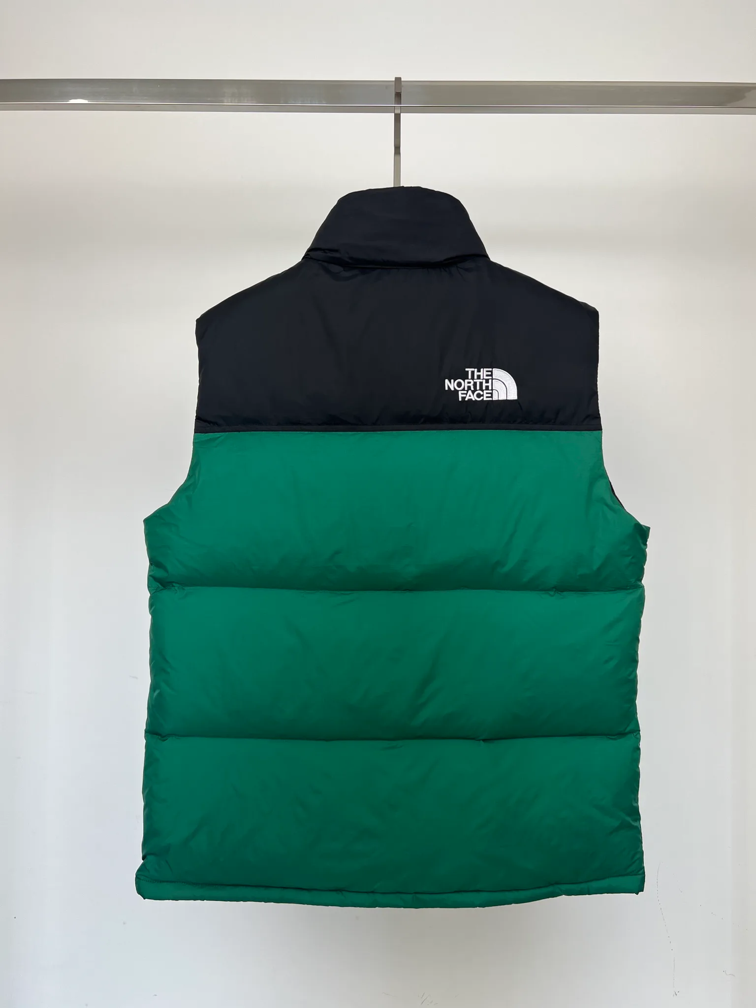 Women's Vests THE NORTH FACE 18416027