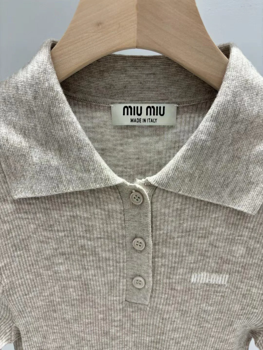 Women's Jumpers And Sweaters MIU MIU 18233422