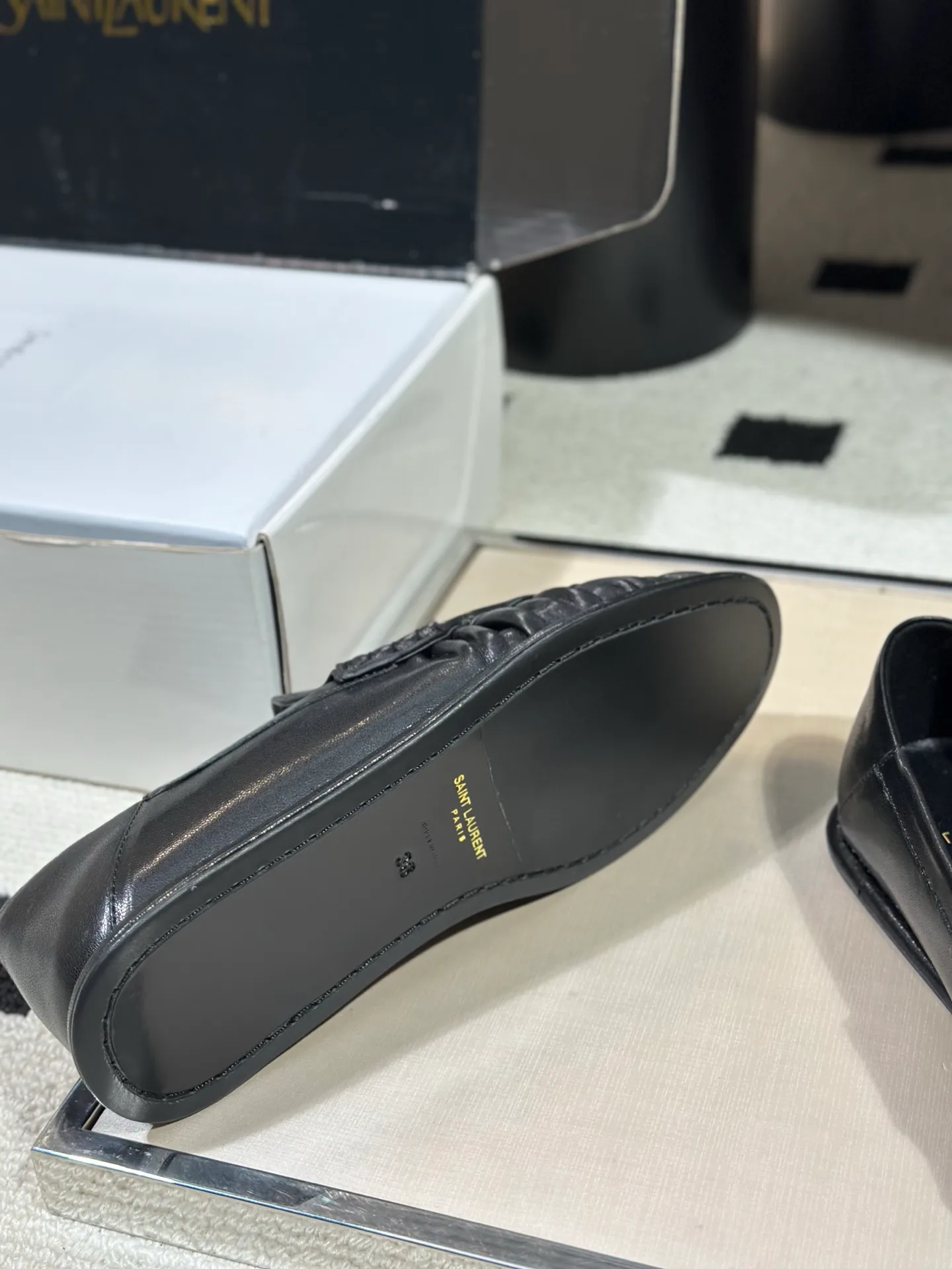 Women's Loafers And Moccasins SAINT LAURENT 18041758