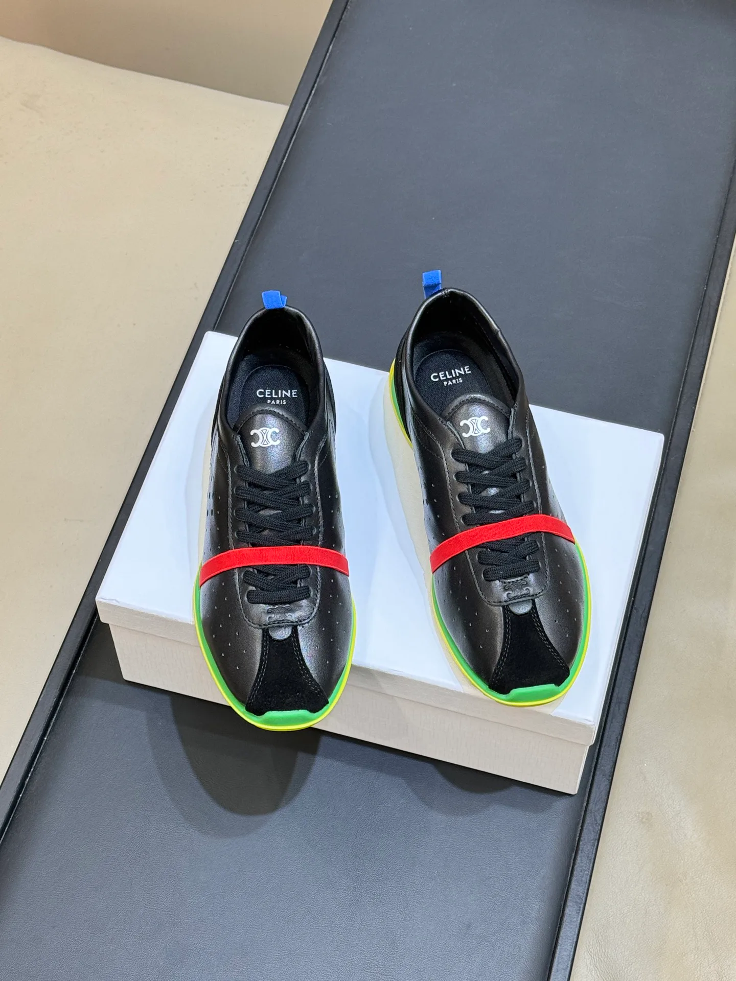 Women's Sneakers CELINE 18073021