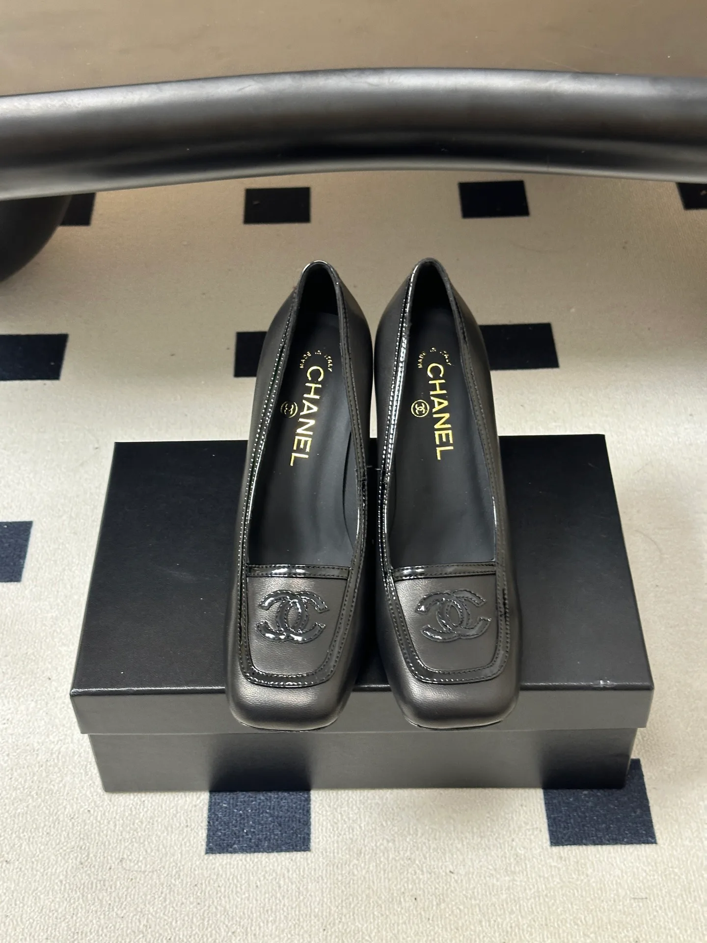Women's Heels CHANEL 18041912