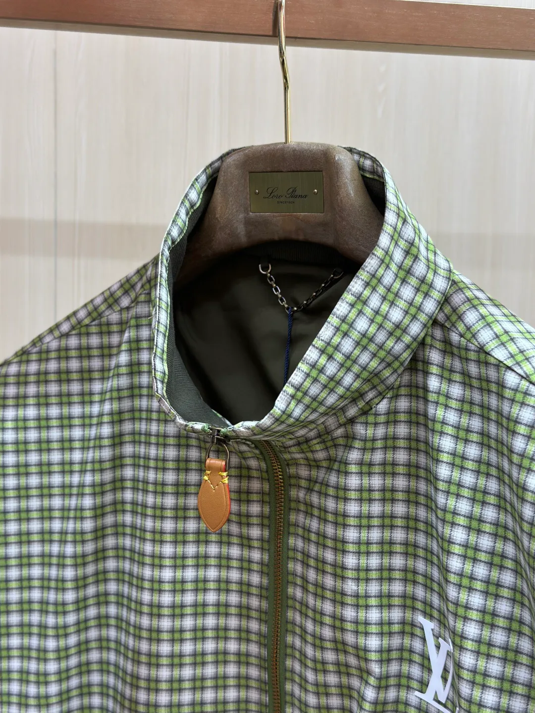Куртки И Пуховики Мужские Louis Vuitton 18599313