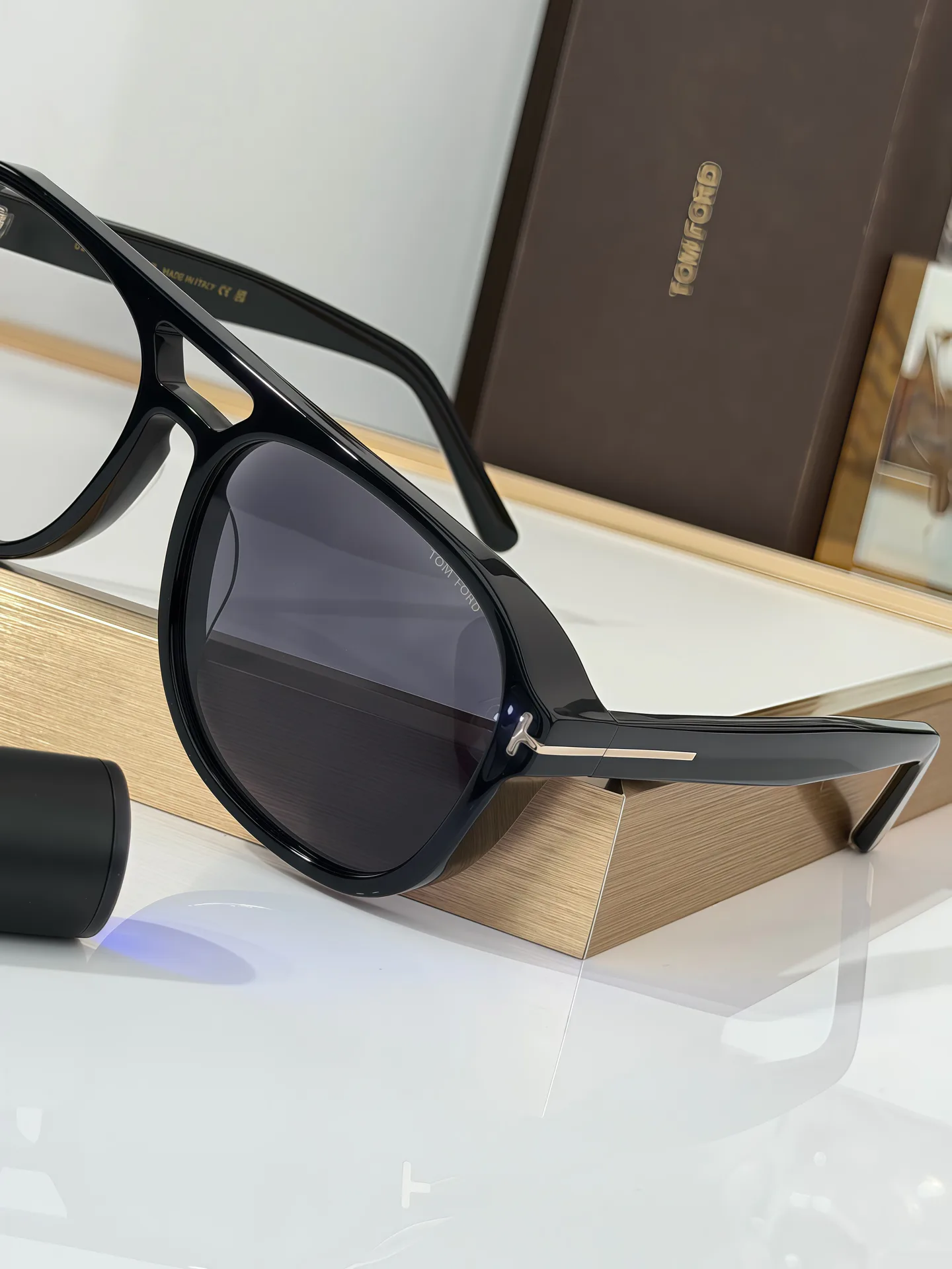 Glasses TOM FORD 17366352