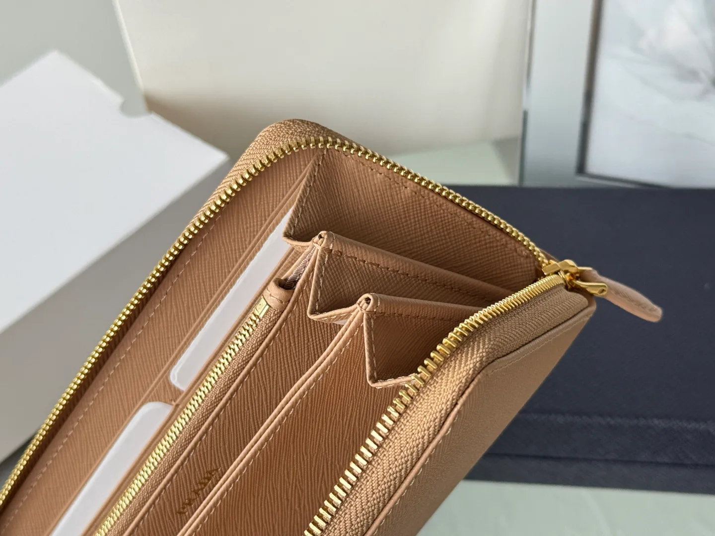 Women's Clutches PRADA 17999866
