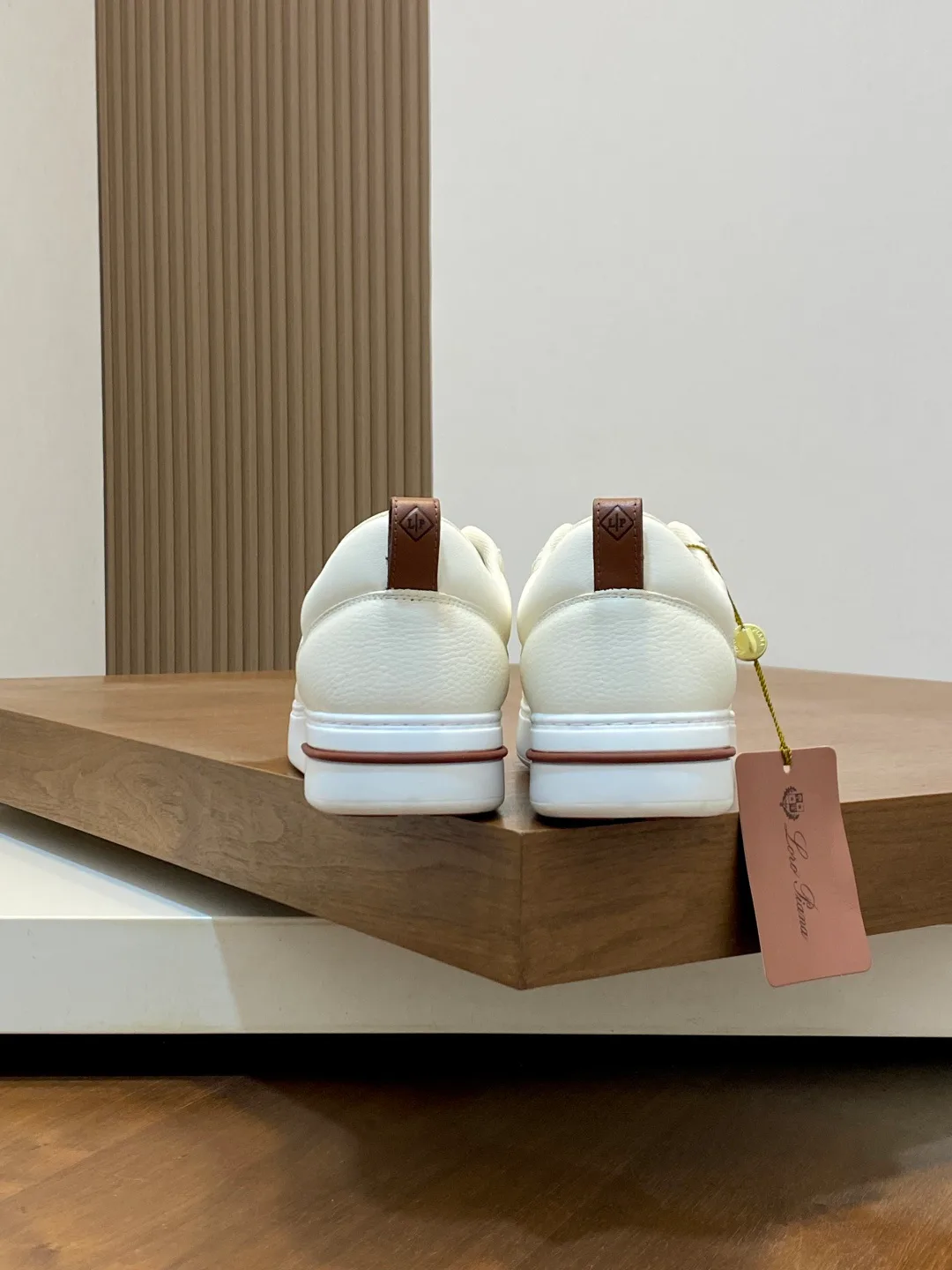 Men's Sneakers LORO PIANA 18079040