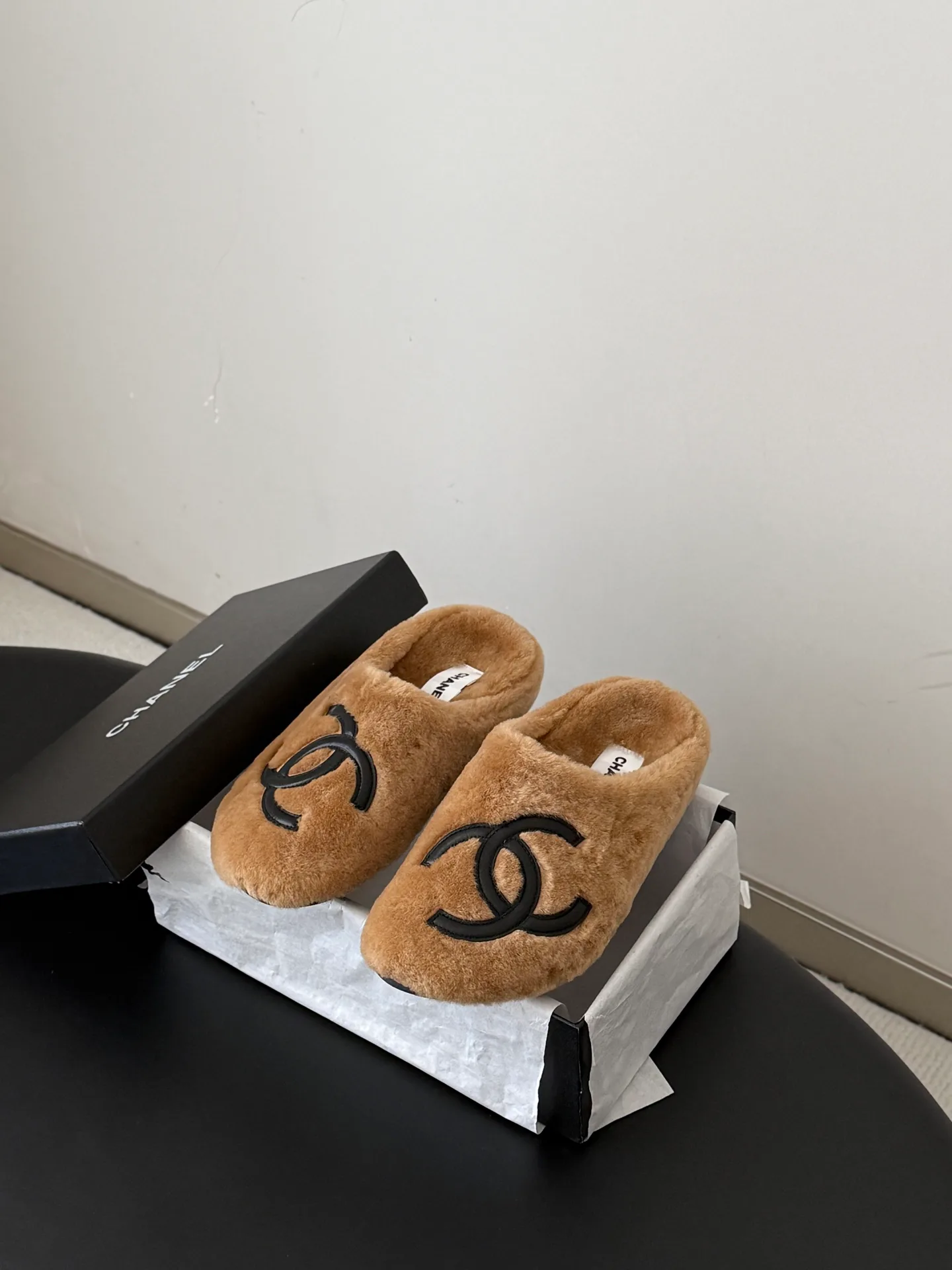 Women's Slippers CHANEL 18154672