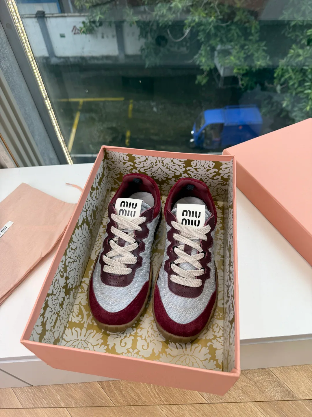 Women's Sneakers MIU MIU 17873911