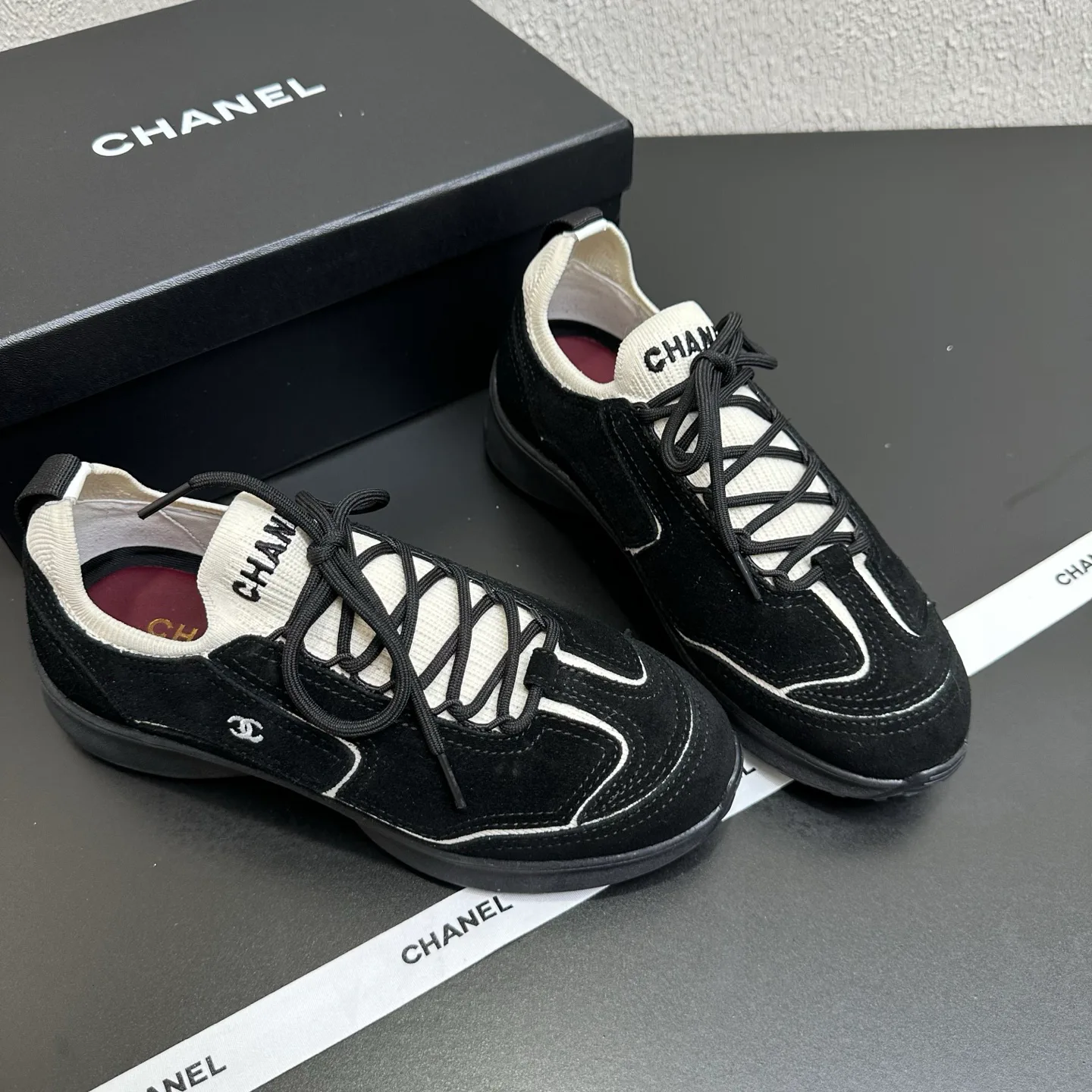Women's Sneakers CHANEL 17934451