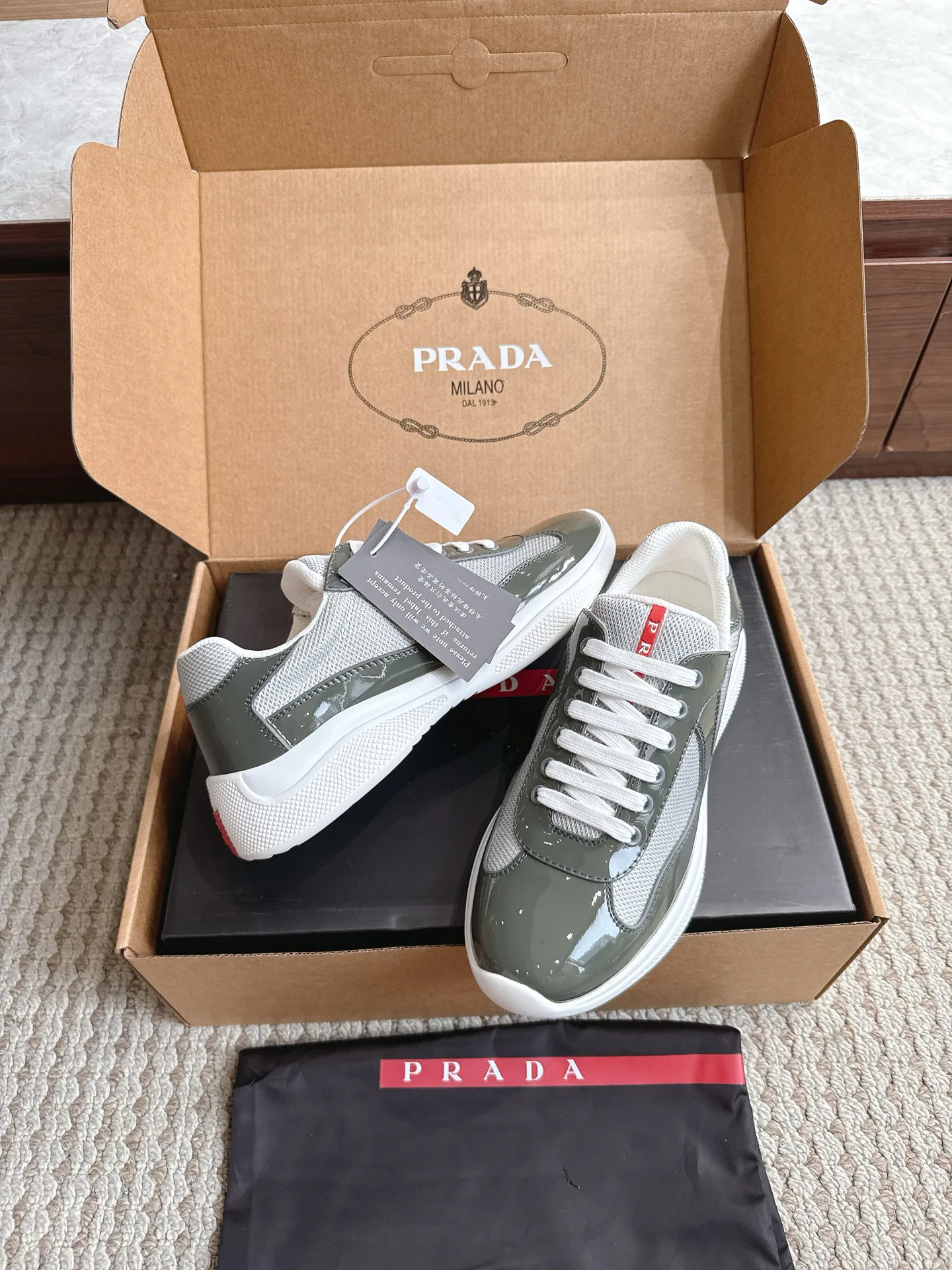 Women's Sneakers PRADA 17470435