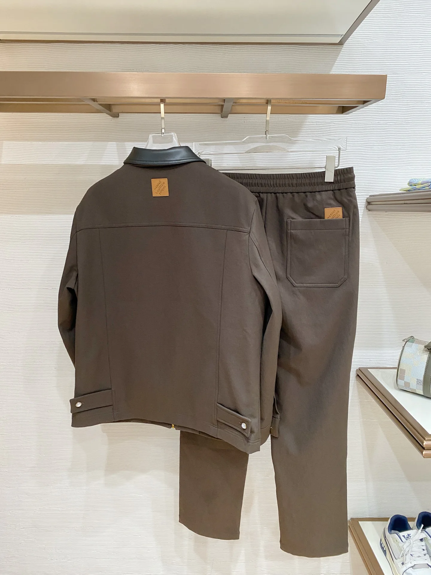 Men's Jackets And Down Jackets LOUIS VUITTON 18109556