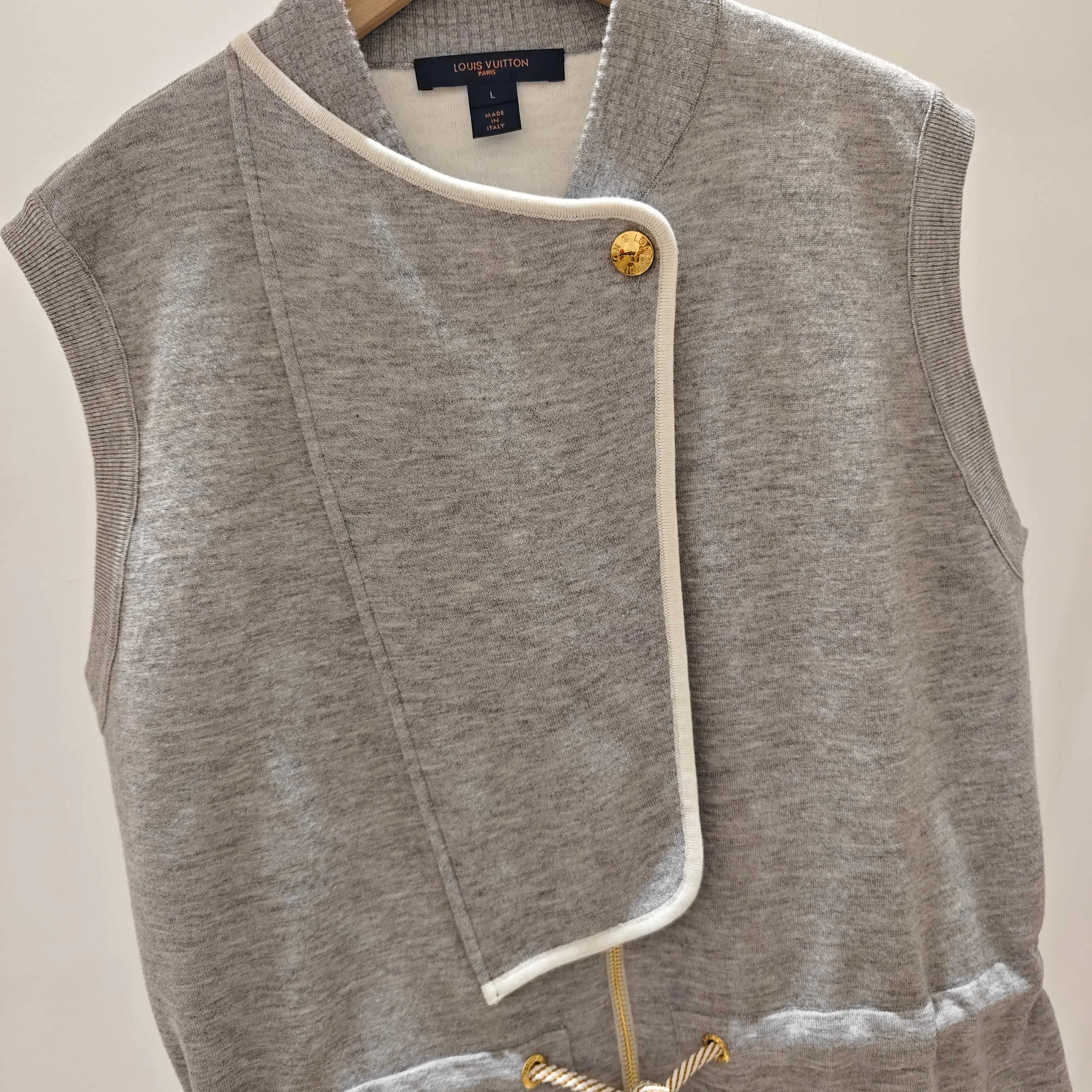 Women's Vests LOUIS VUITTON 18184370